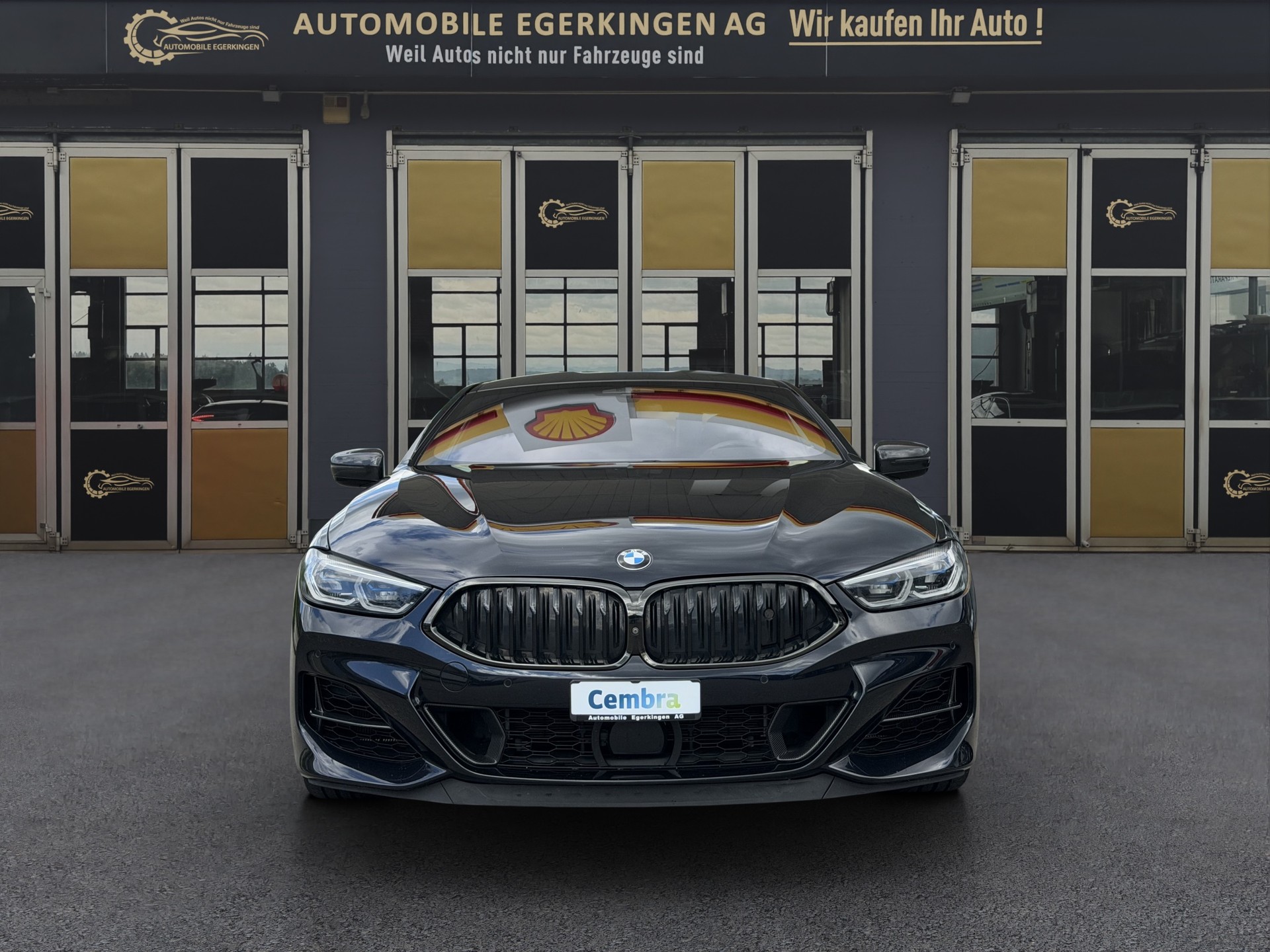 BMW M850i xDrive Coupé-showroom-element-1