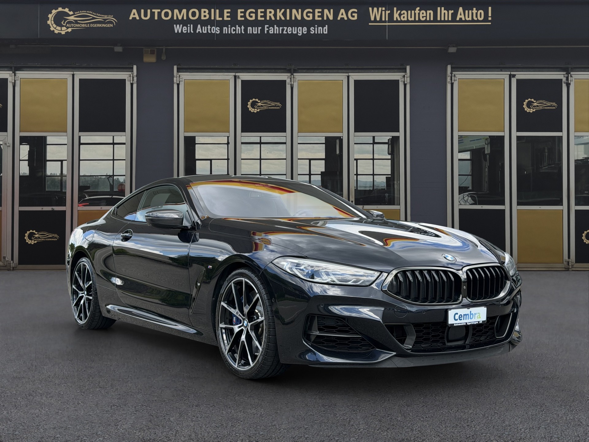 BMW M850i xDrive Coupé-showroom-element-2