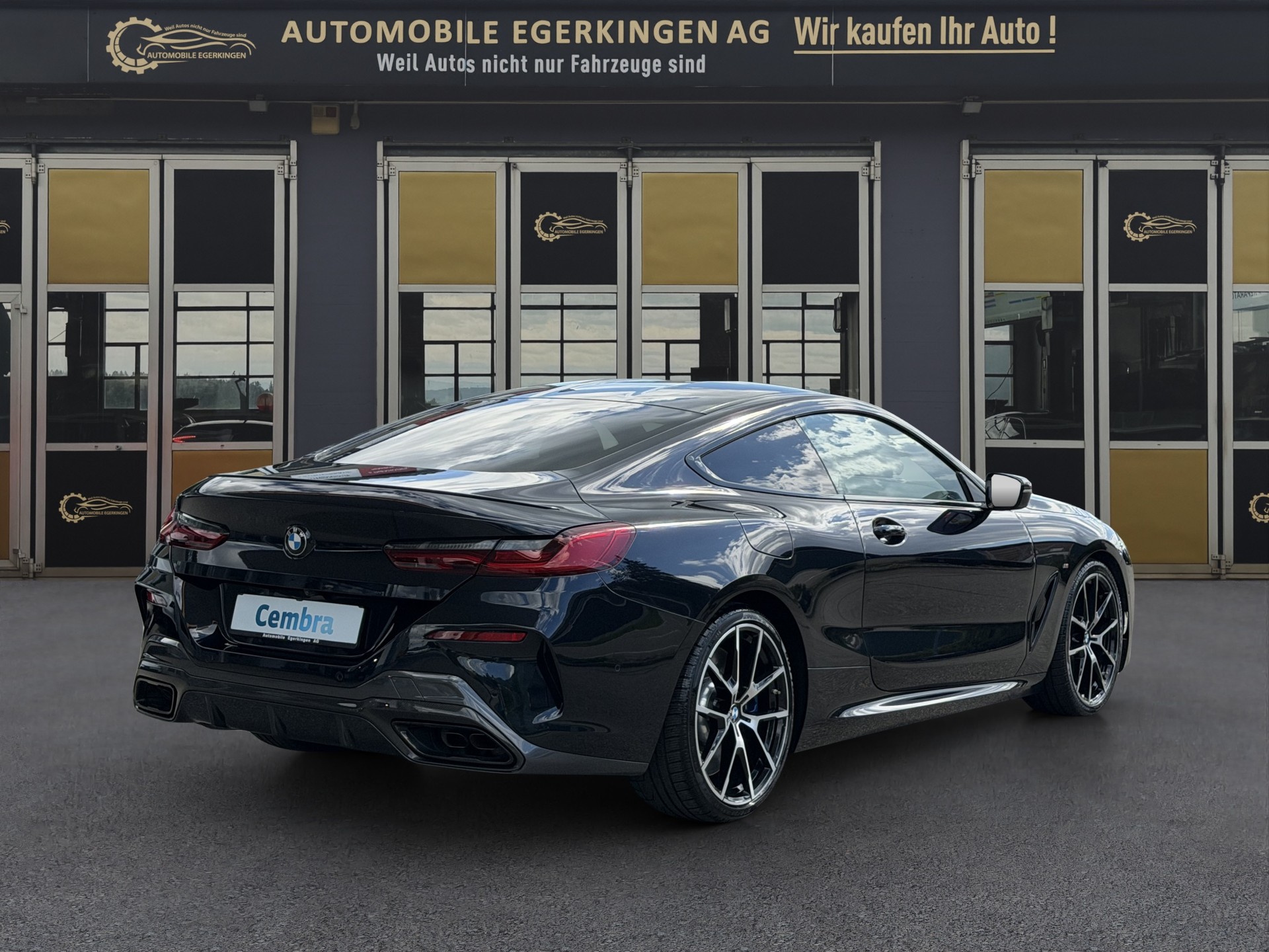 BMW M850i xDrive Coupé-image-4