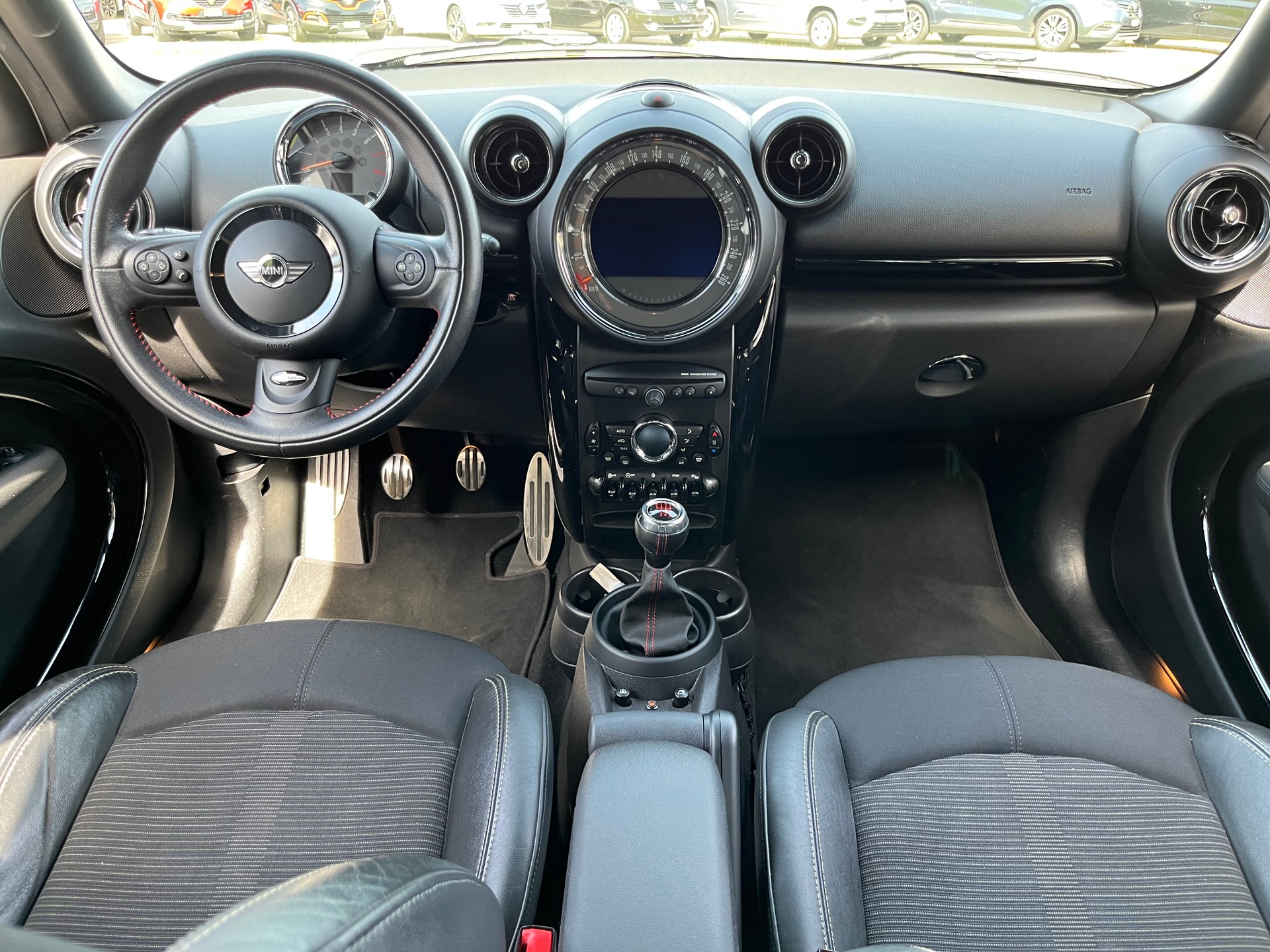 MINI Countryman Cooper S ALL4+++FRISCH AB MFK+++GEPFLEGT+++-image-4