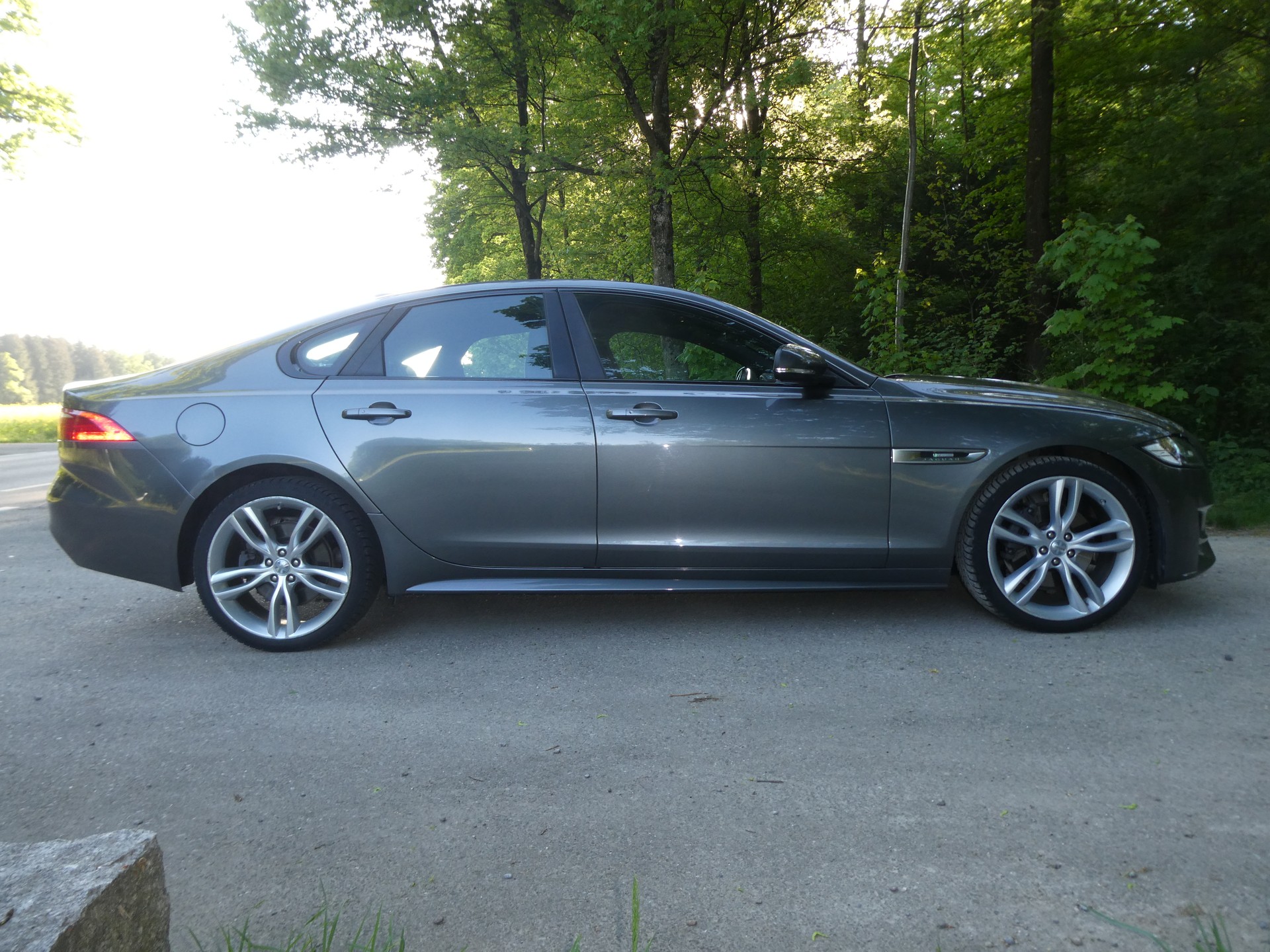 JAGUAR XF 25t R-Sport Automatic-image-4