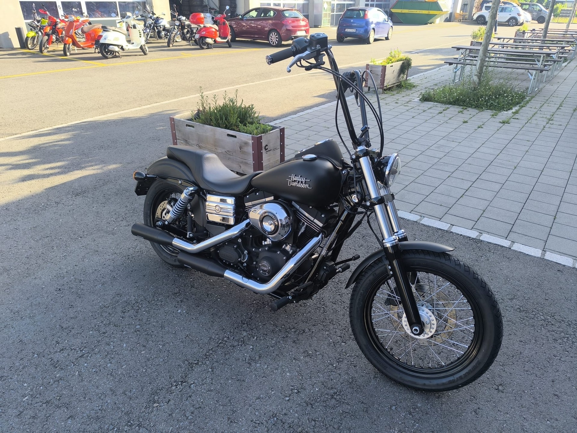 HARLEY-DAVIDSON FXDB Dyna Street Bob 103 ABS-image-2