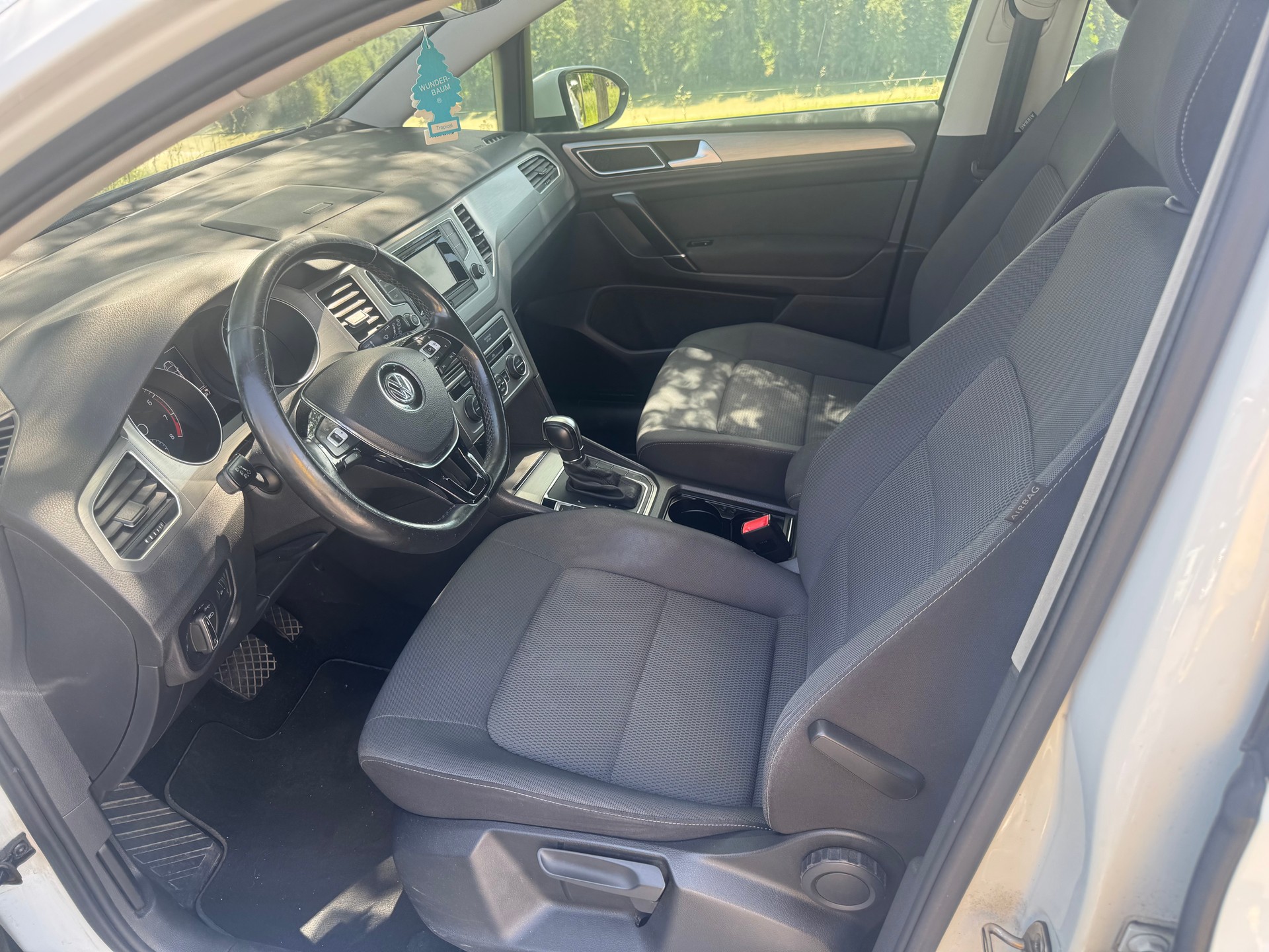 VW Golf Sportsvan 1.4 TSI Comfortline DSG-image-3