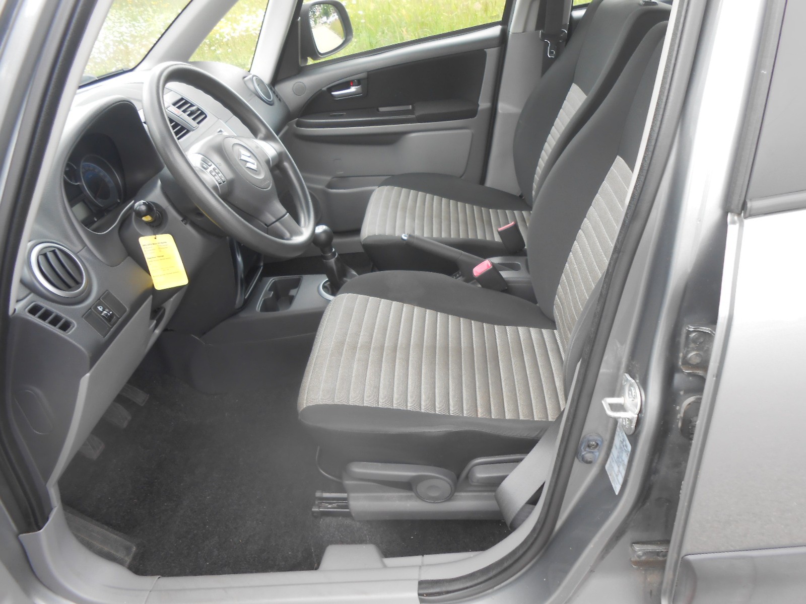 SUZUKI SX4 1.6 16V GL Top 4WD-image-8