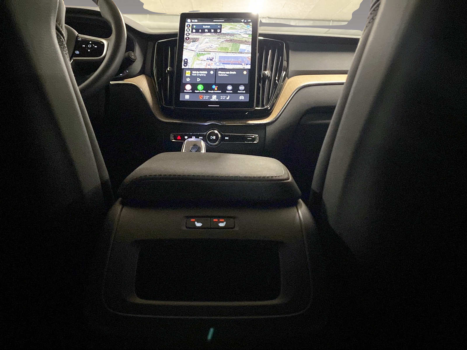 VOLVO XC60 2.0 T8 TE Plus Dark eAWD-image-13