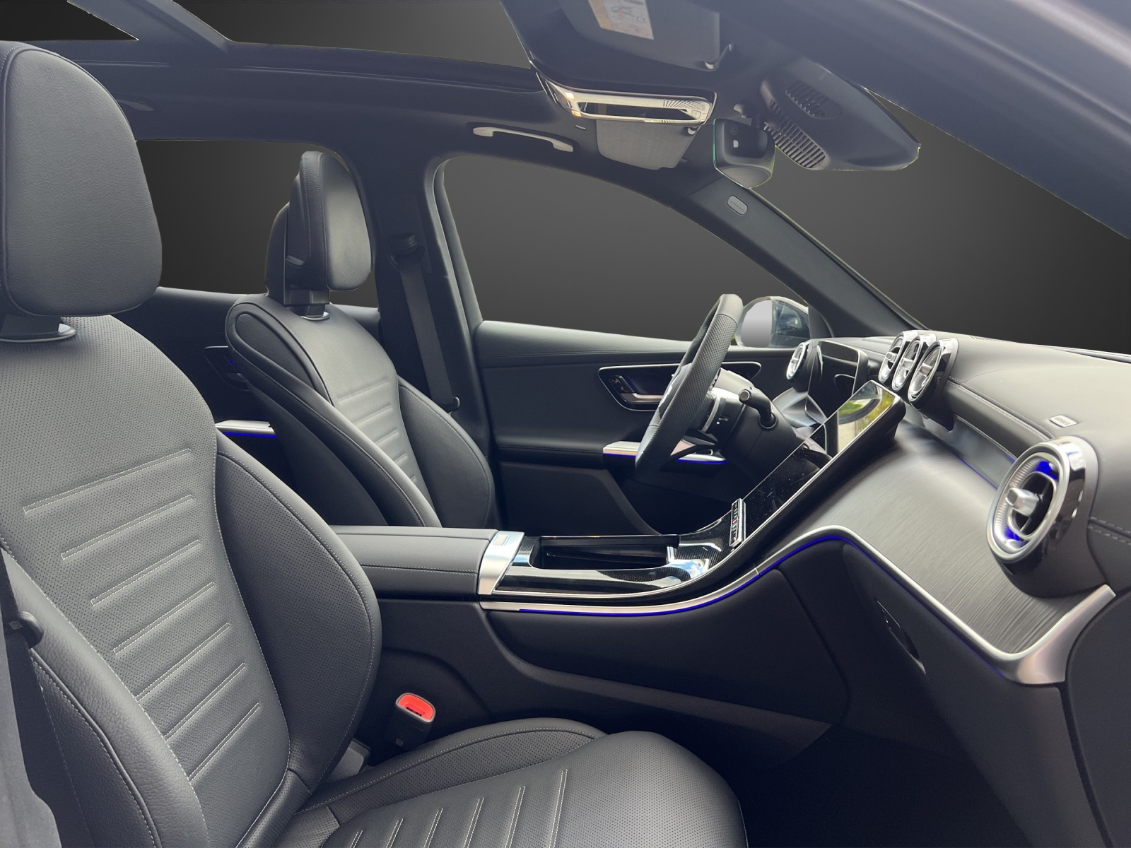 MERCEDES-BENZ GLC 300 e 4Matic EQ Star 9G-Tronic-image-12