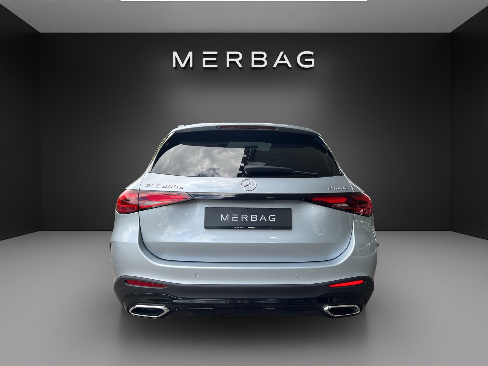 MERCEDES-BENZ GLC 300 e 4Matic EQ Star 9G-Tronic-image-3