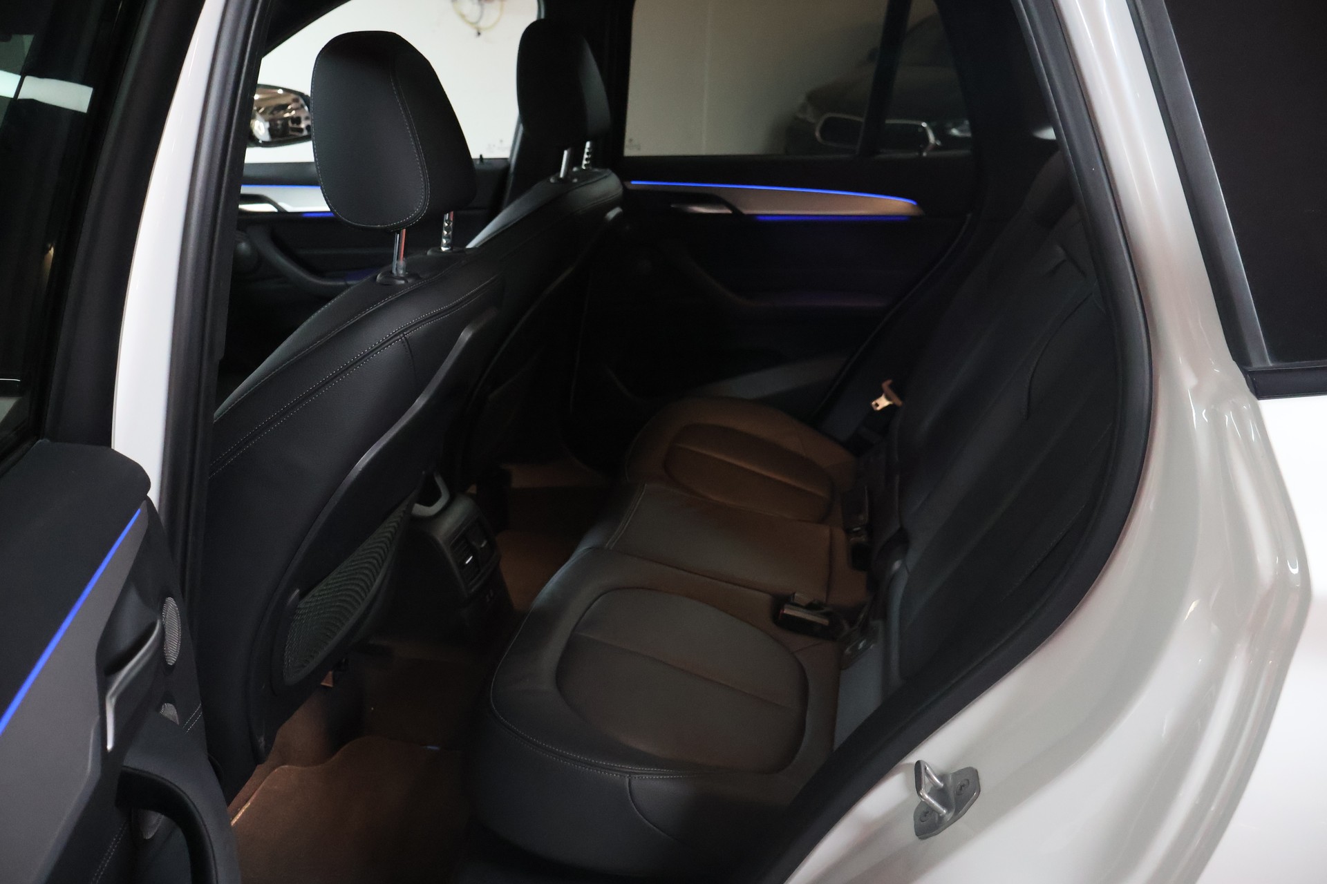 BMW X1 xDrive 25d M Sport Steptronic-image-18