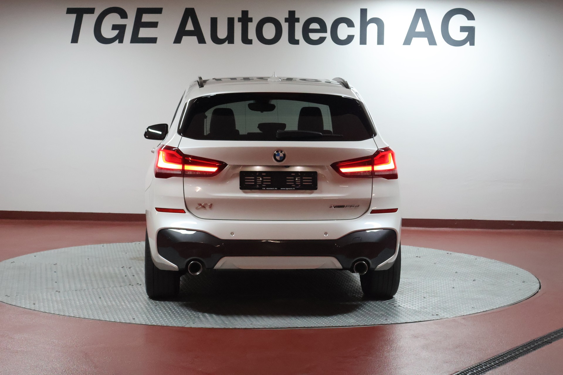 BMW X1 xDrive 25d M Sport Steptronic-image-21