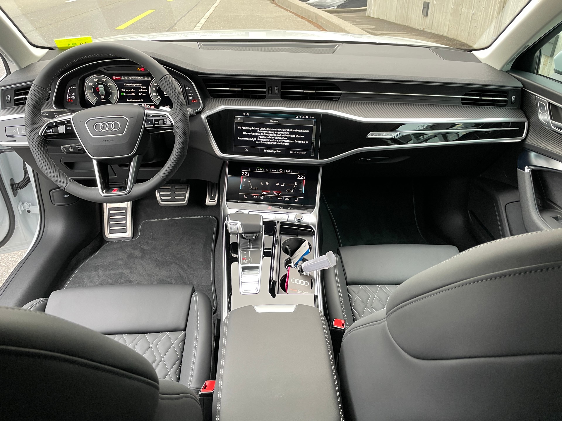 AUDI A6 Avant 55 TFSIe S line quattro S-tronic-image-21
