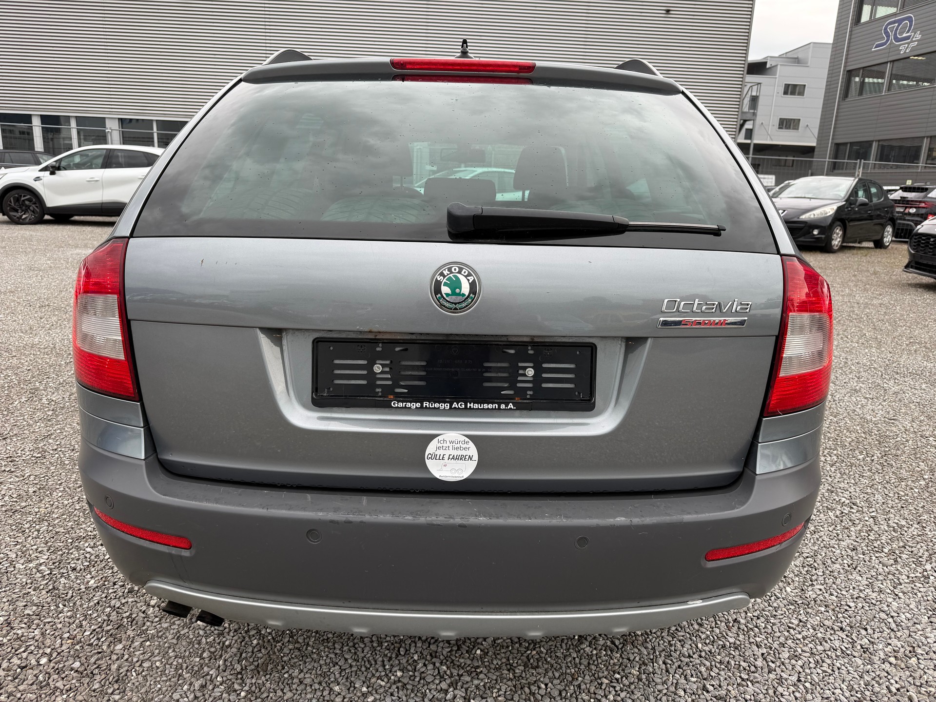 SKODA Octavia Combi 1.8 TSI Scout 4x4-image-3