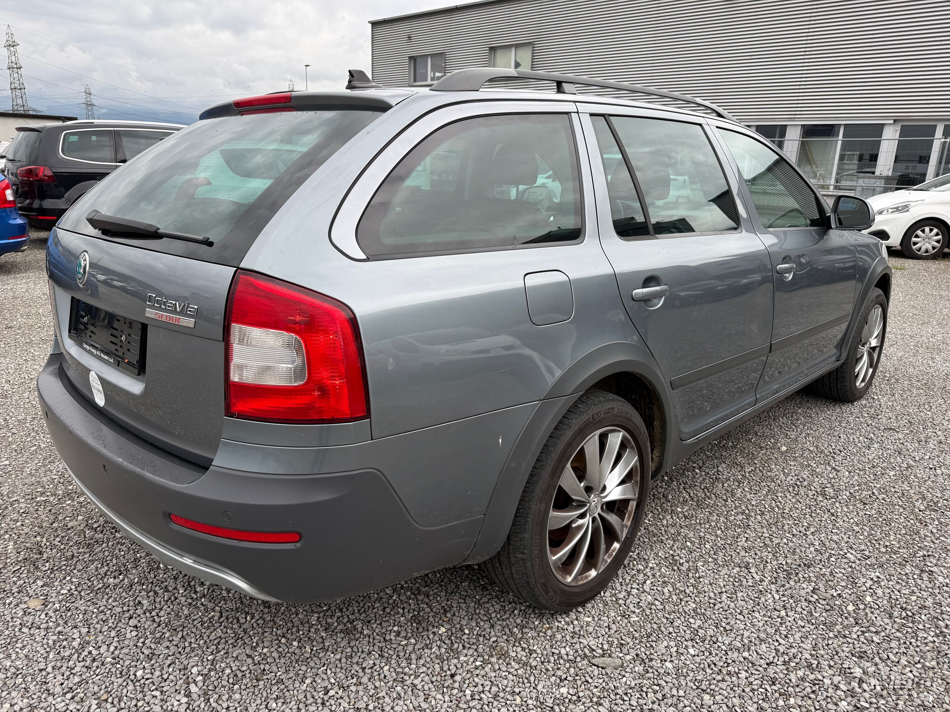 SKODA Octavia Combi 1.8 TSI Scout 4x4-image-4
