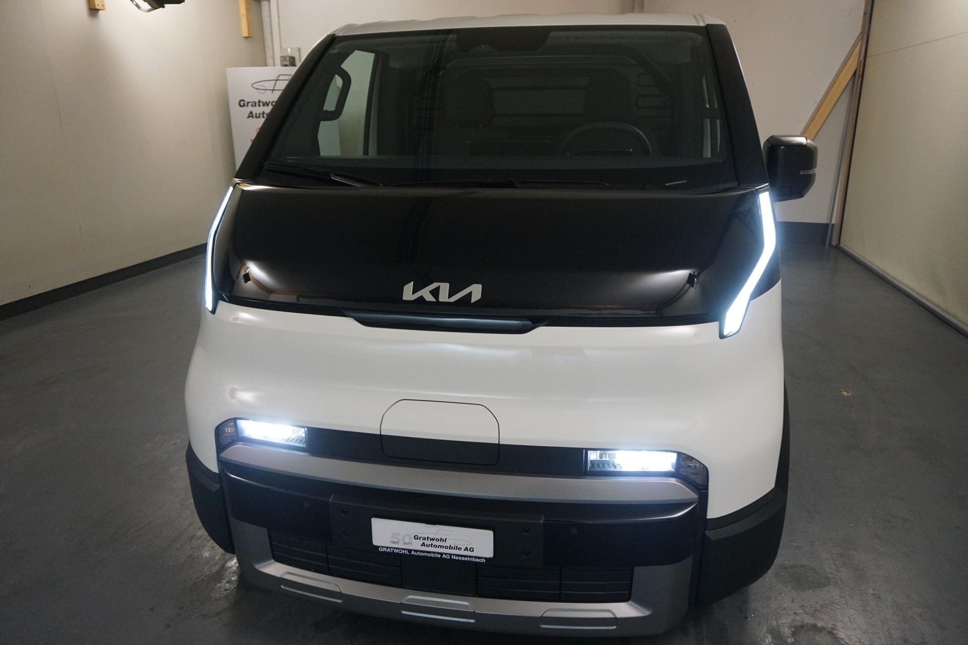 KIA PV5 Cargo 51.5 kWh Essential-showroom-element-1