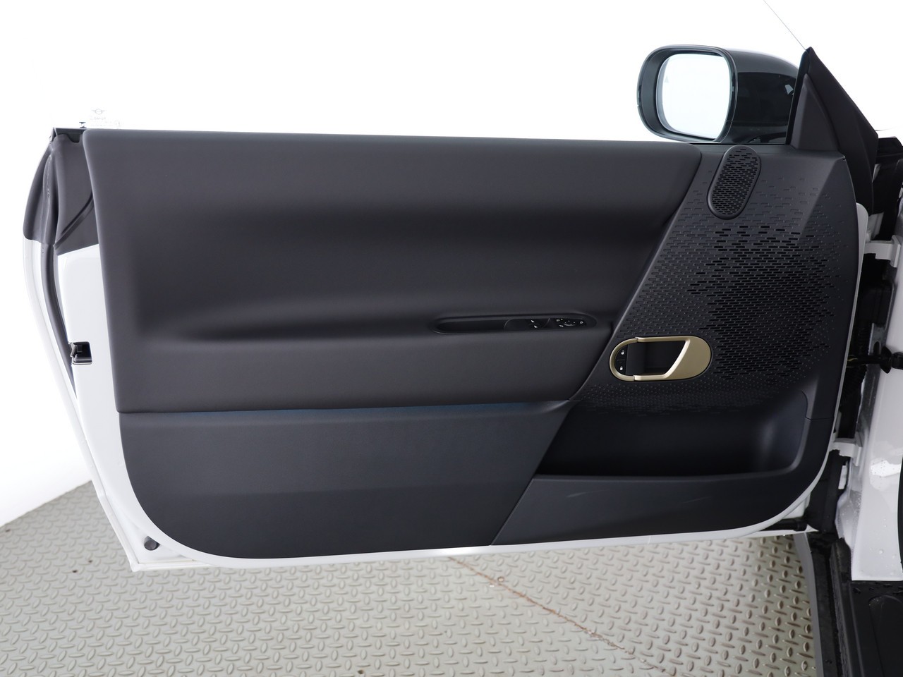 MINI Cooper E-image-8