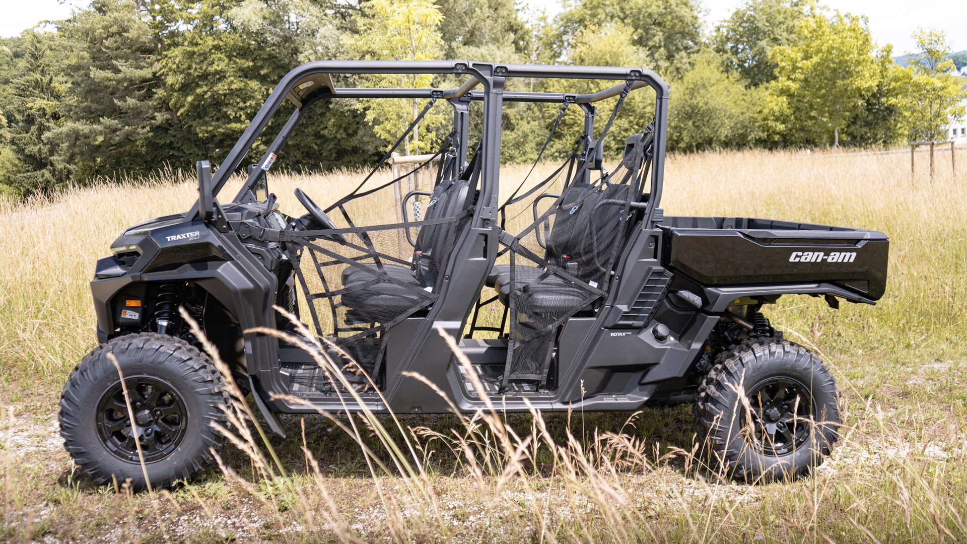 CAN-AM HD11 MAX XU-image-1