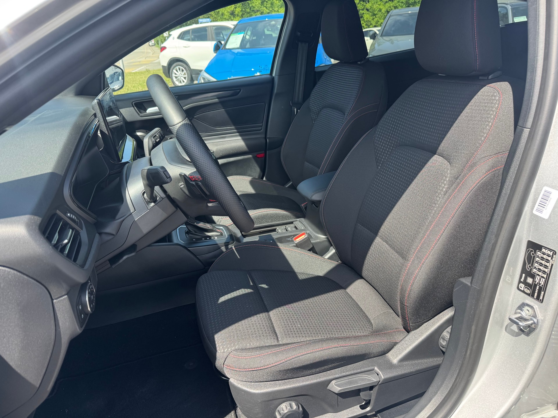 FORD Focus 1.0 MHEV ST-Line X Automat-image-11