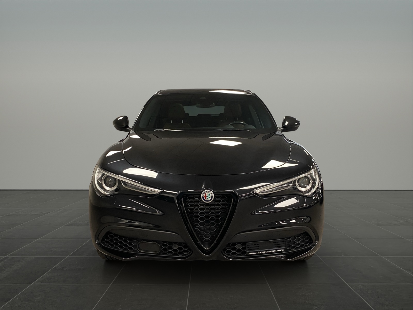 ALFA ROMEO STELVIO 2.0 MA 280 AT Q4 Ve-showroom-element-1