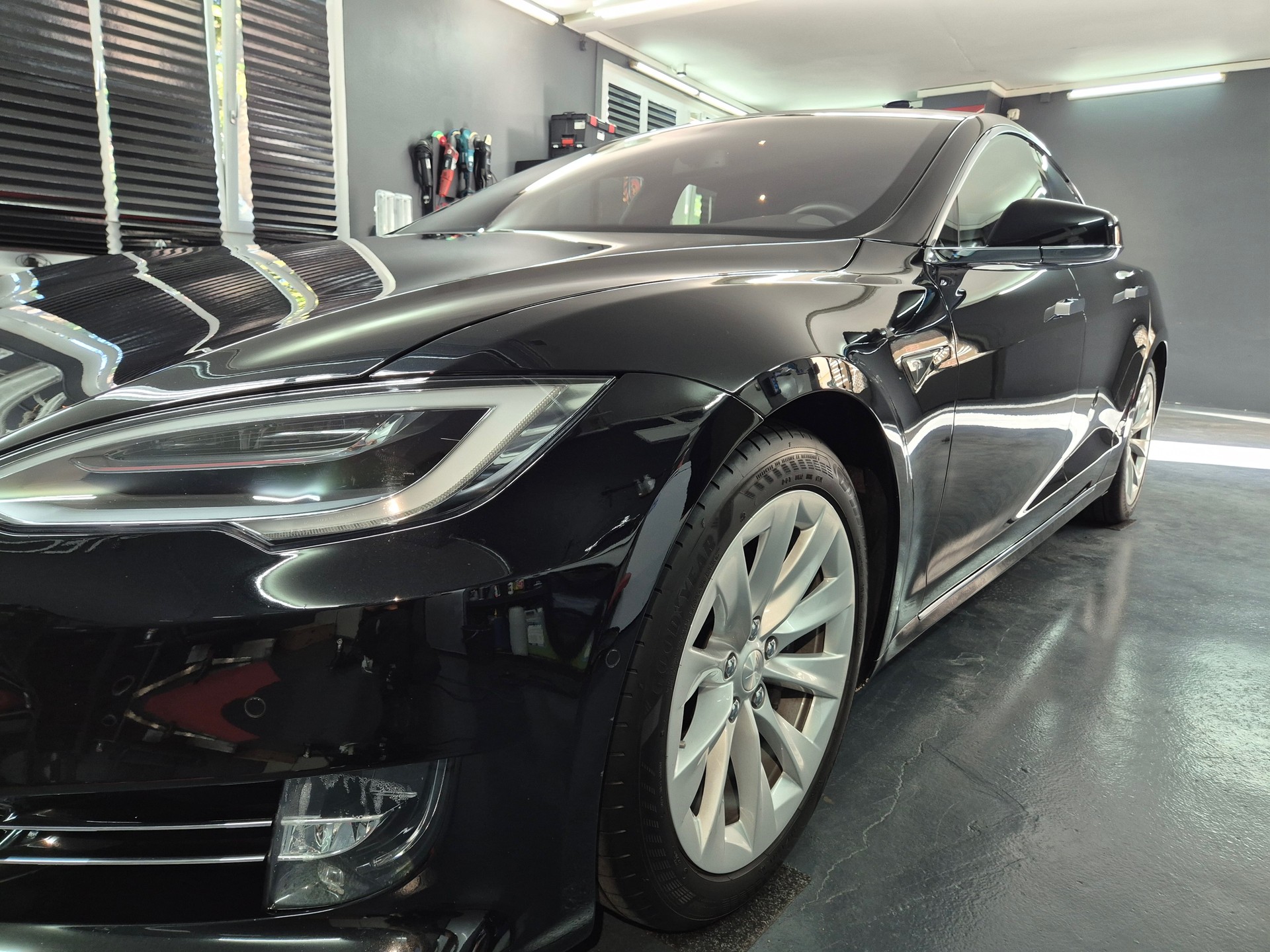 TESLA S 75 D AP1 Facelift, Unlimited Free Supercharging-image-3