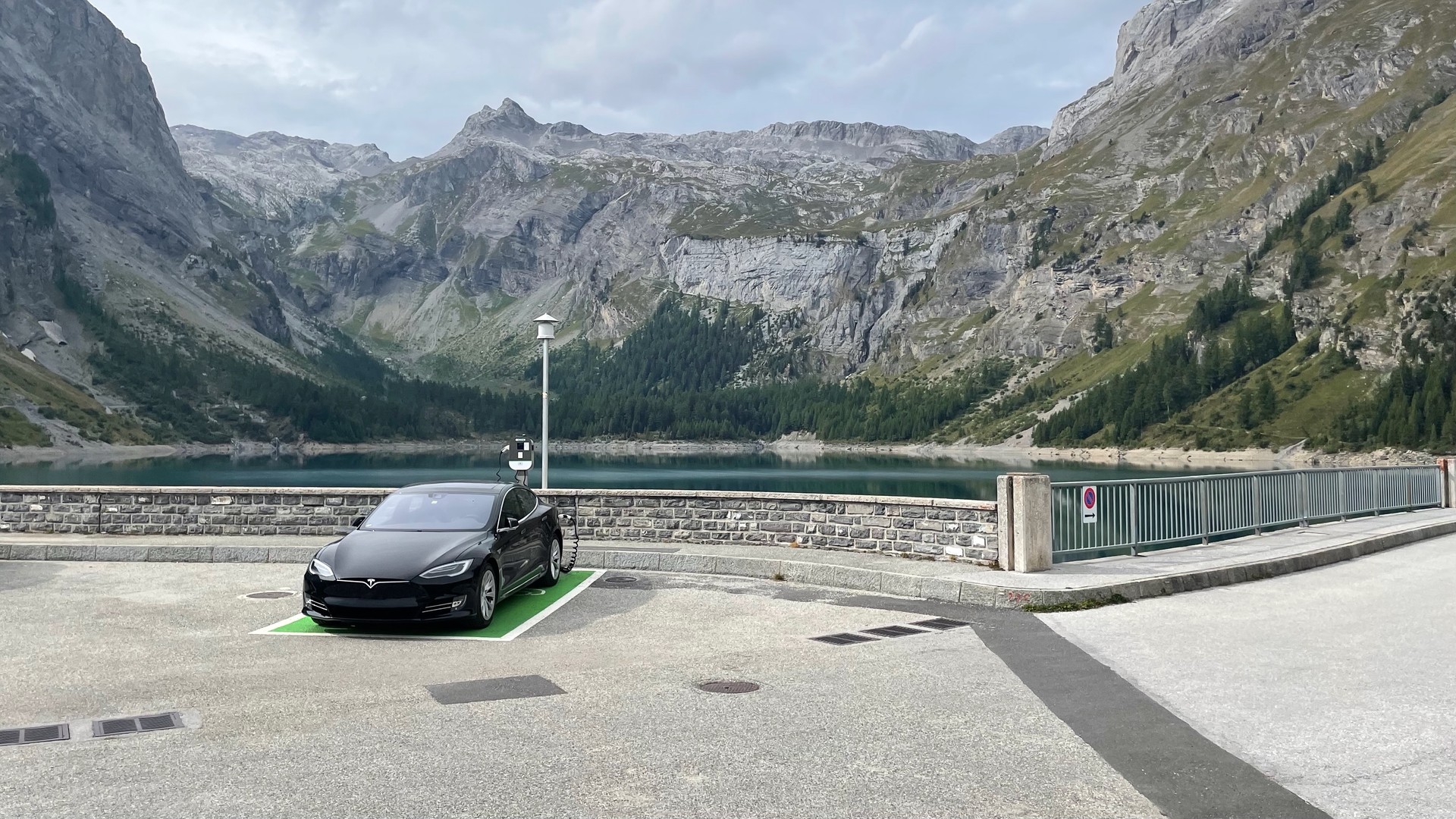 TESLA S 75 D AP1 Facelift, Unlimited Free Supercharging-image-9