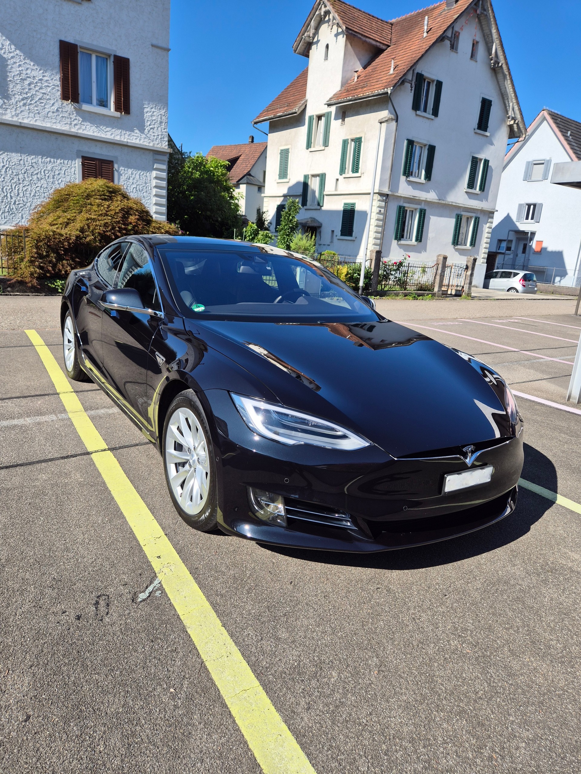 TESLA S 75 D AP1 Facelift, Unlimited Free Supercharging-image-1