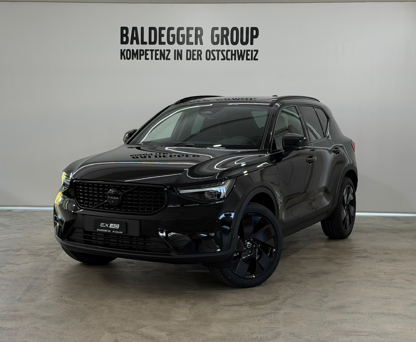 VOLVO XC40 2.0 B4 MH Black Edition