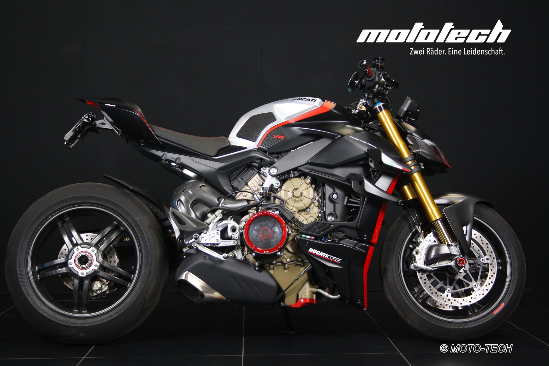 DUCATI Streetfighter V4 SP-showroom-element-1
