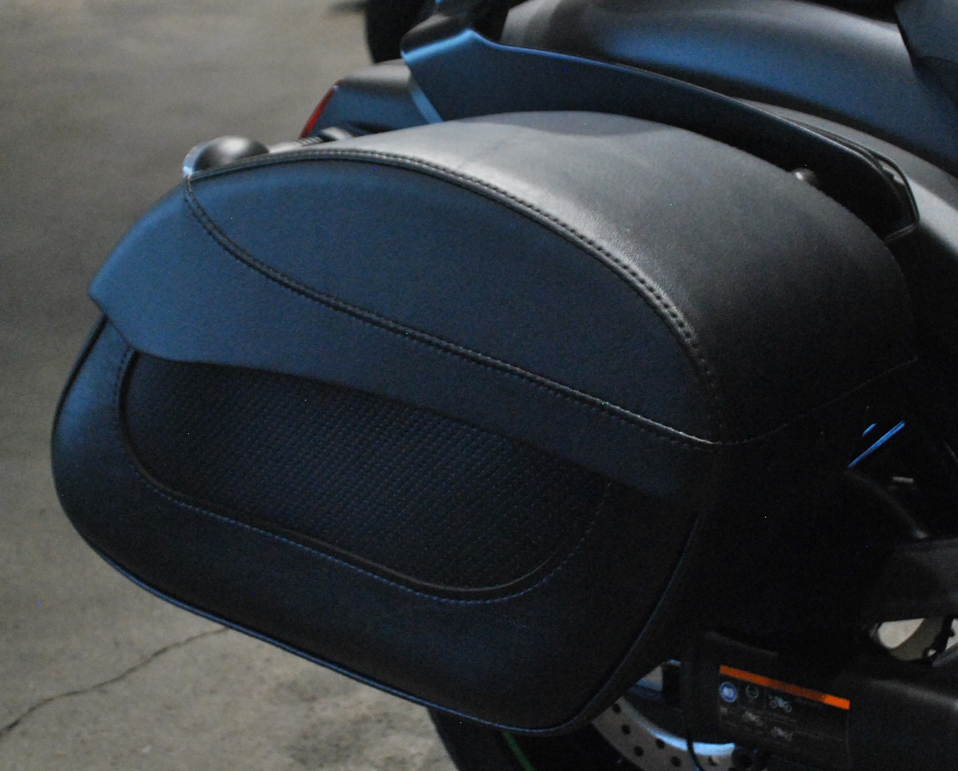KAWASAKI Vulcan S SE Tourer-image-7