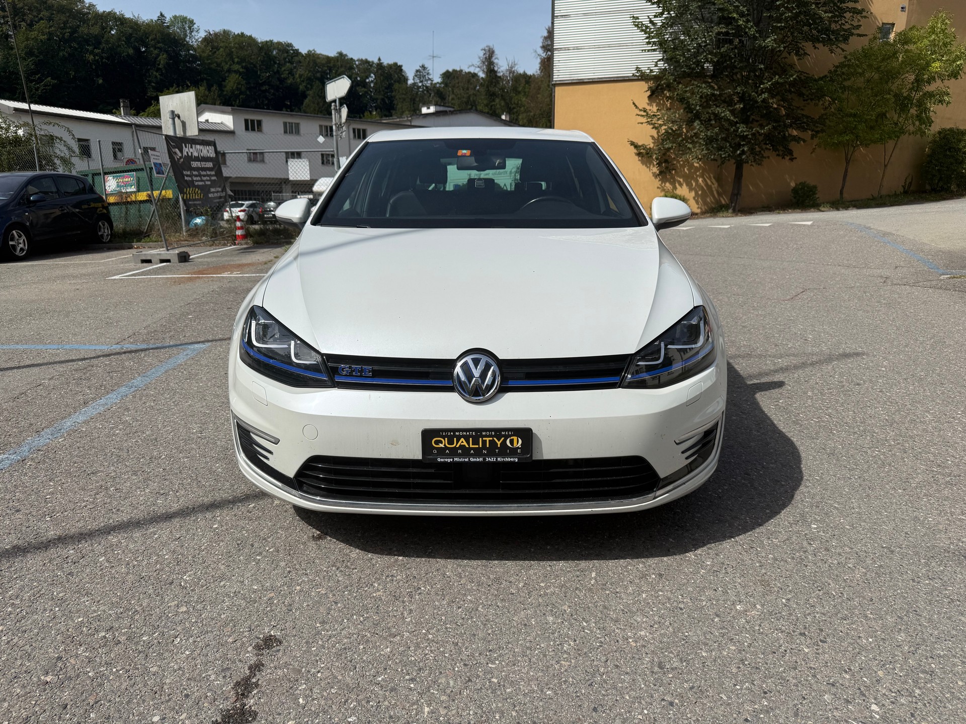 VW Golf 1.4 TSI GTE DSG-showroom-element-1