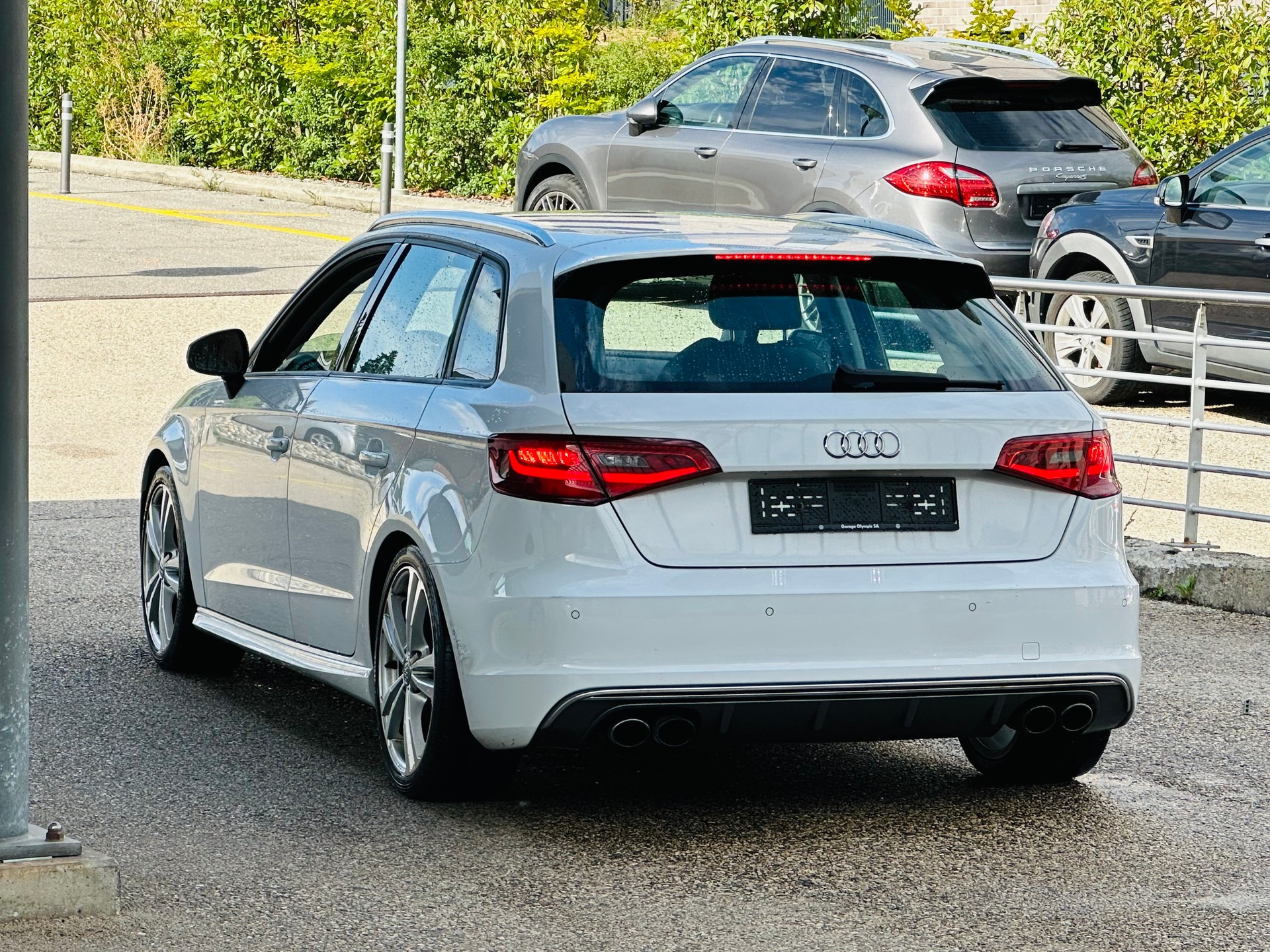 AUDI S3 Sportback 2.0 TFSI quattro S-tronic-image-6