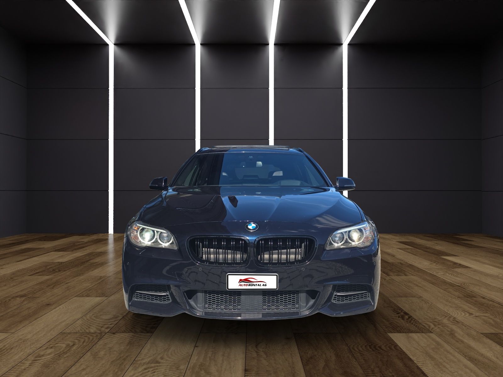 BMW M550 d Touring xDrive Steptronic-showroom-element-2
