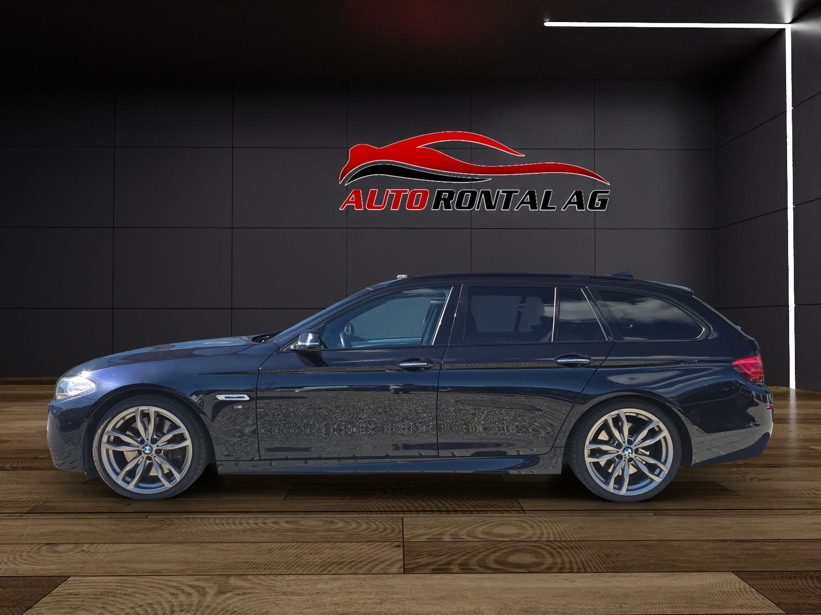 BMW M550 d Touring xDrive Steptronic-showroom-element-3