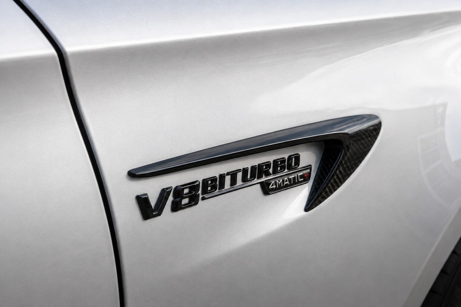 MERCEDES-BENZ E 63 S AMG 4matic+-image-6