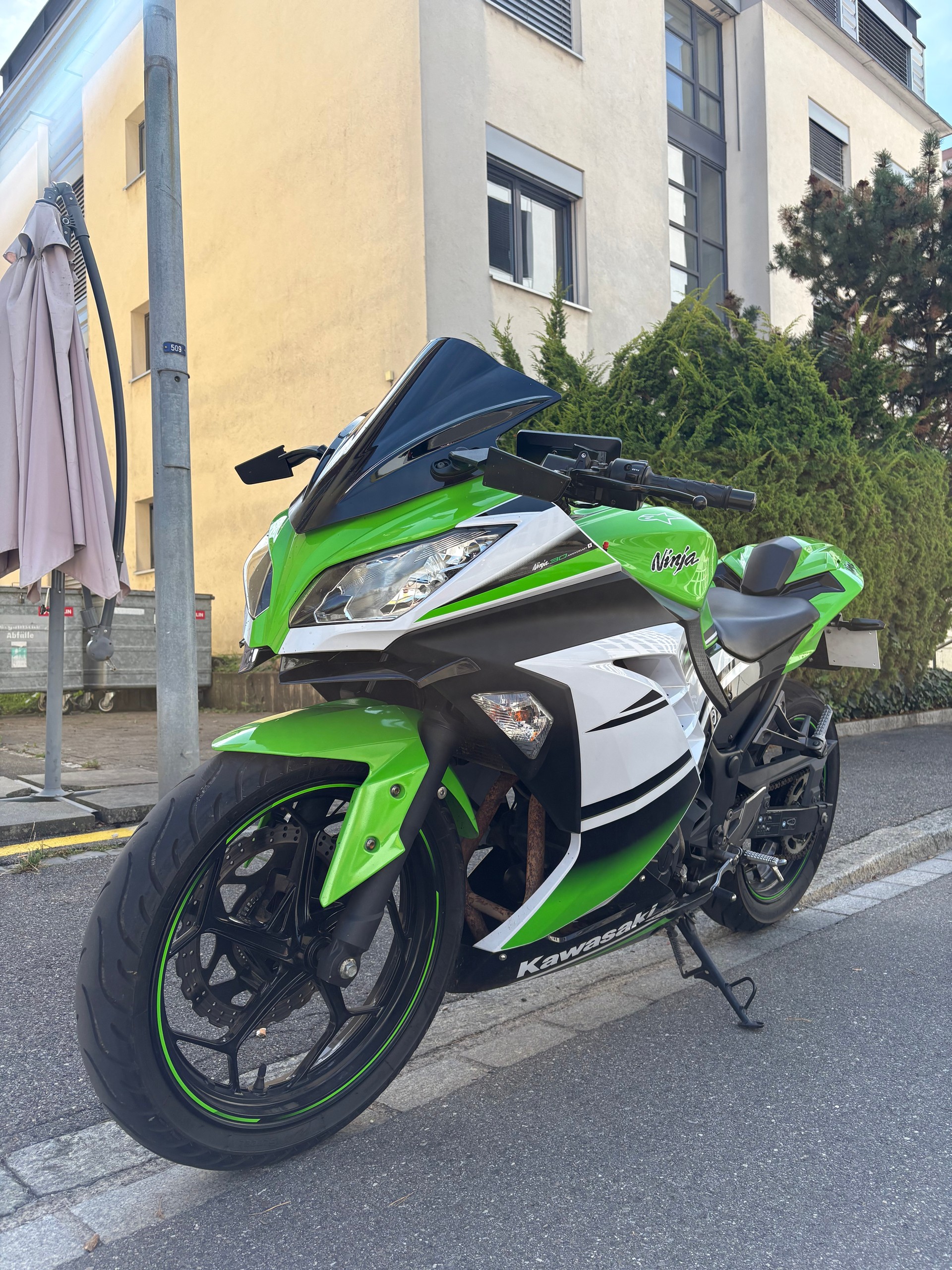 KAWASAKI Ninja 300 ABS