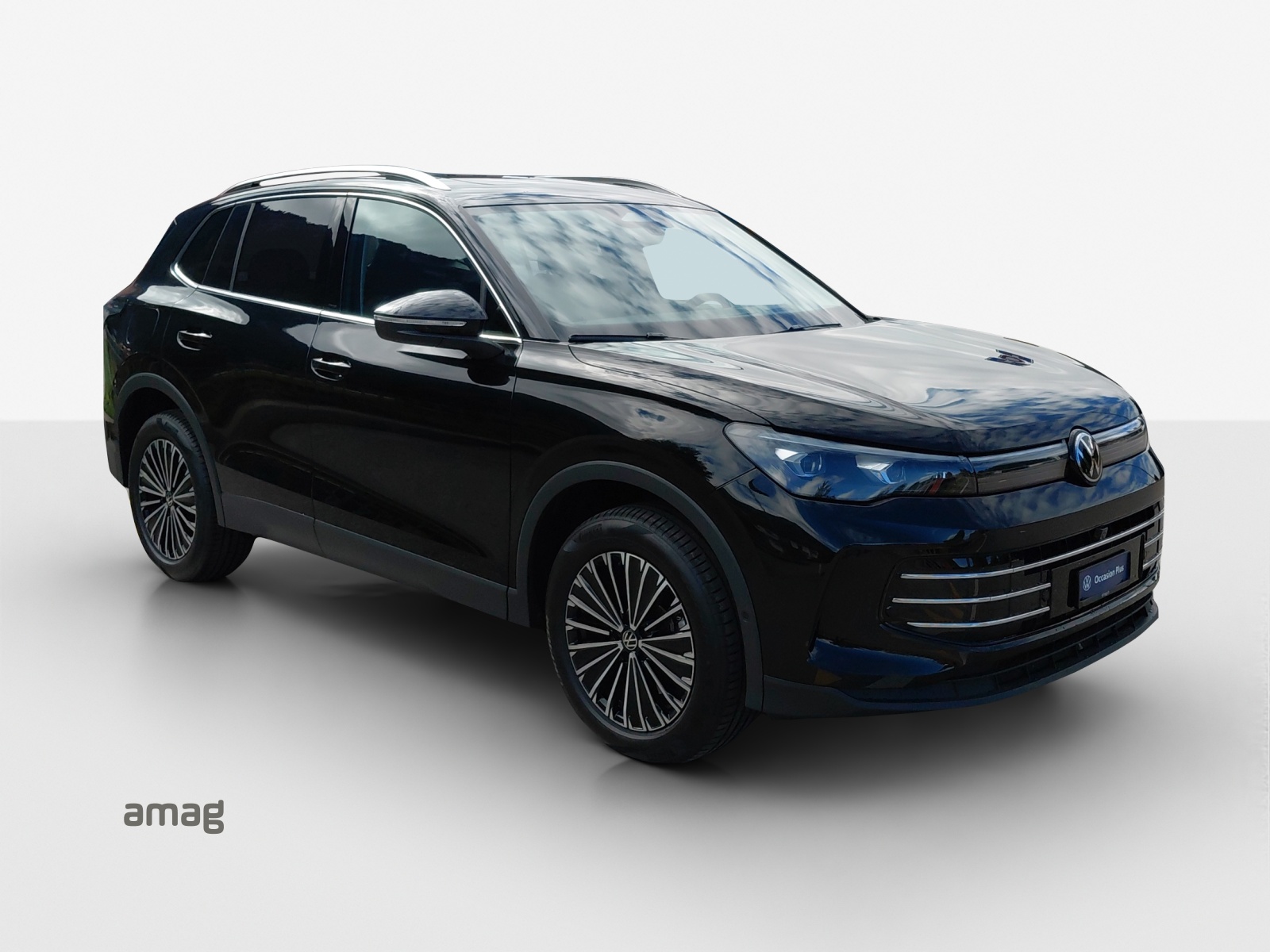 VW Tiguan 2.0 TSI DSG Elegance 4Motion-image-5
