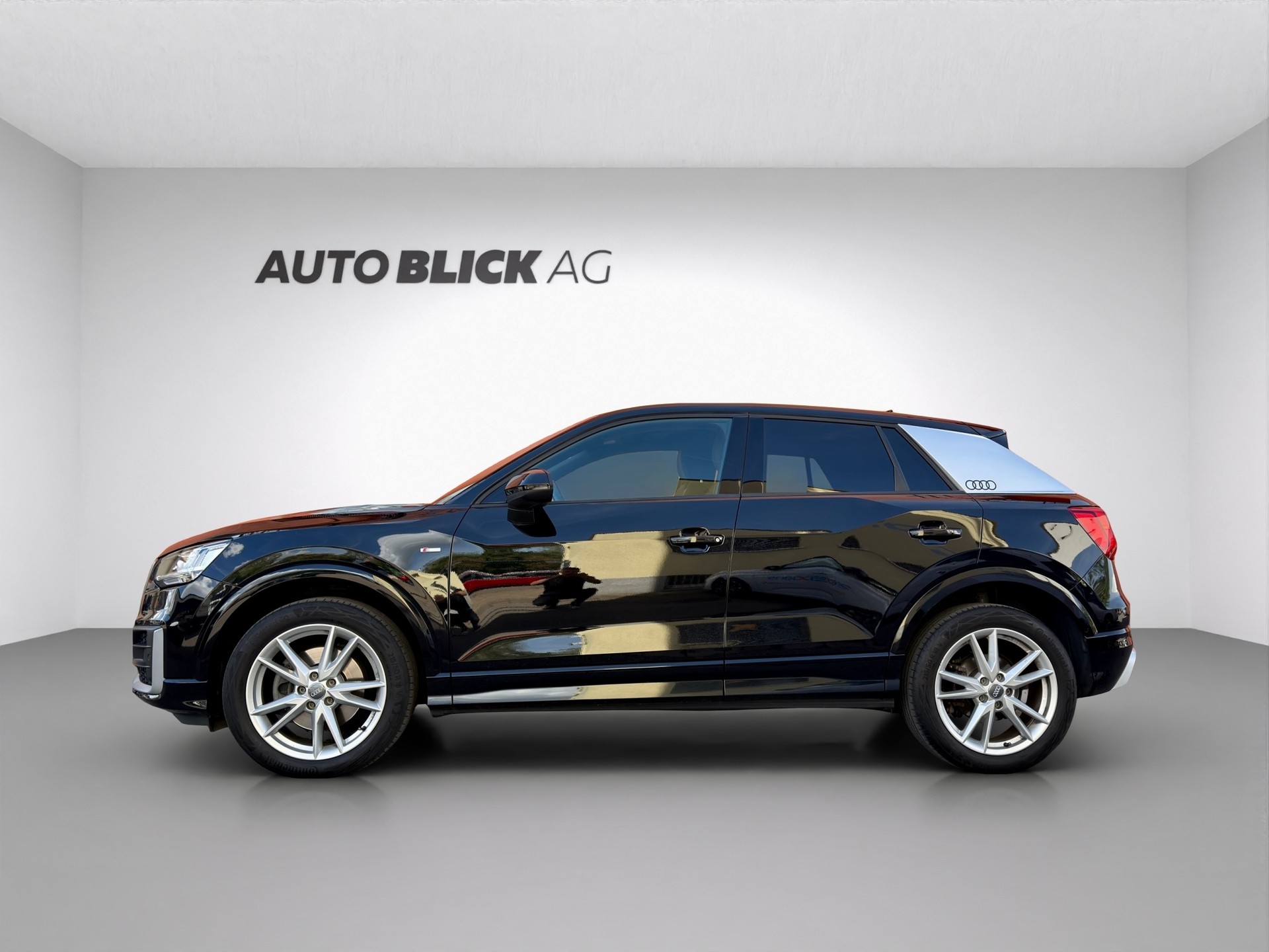 AUDI Q2 2.0 TDI sport quattro S-tronic-showroom-element-3