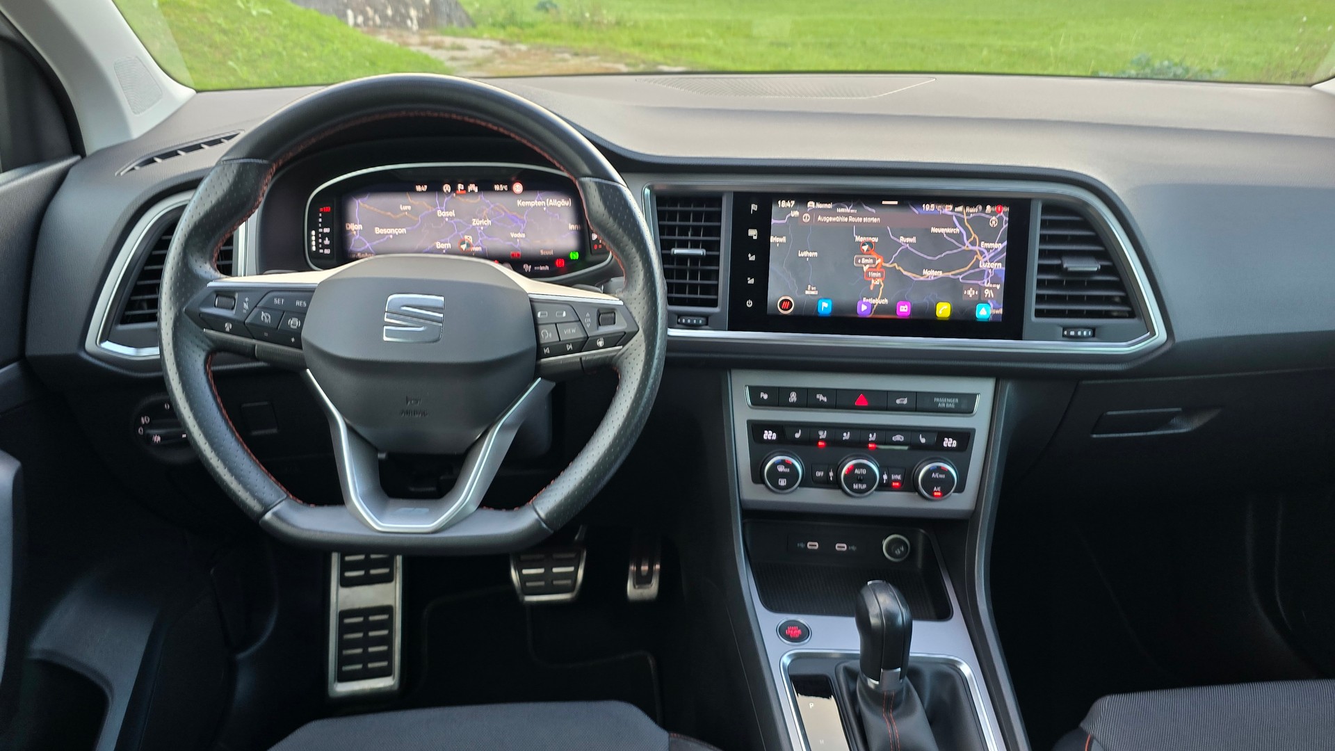 SEAT 2.0 TSI FR 4Drive DSG-image-13