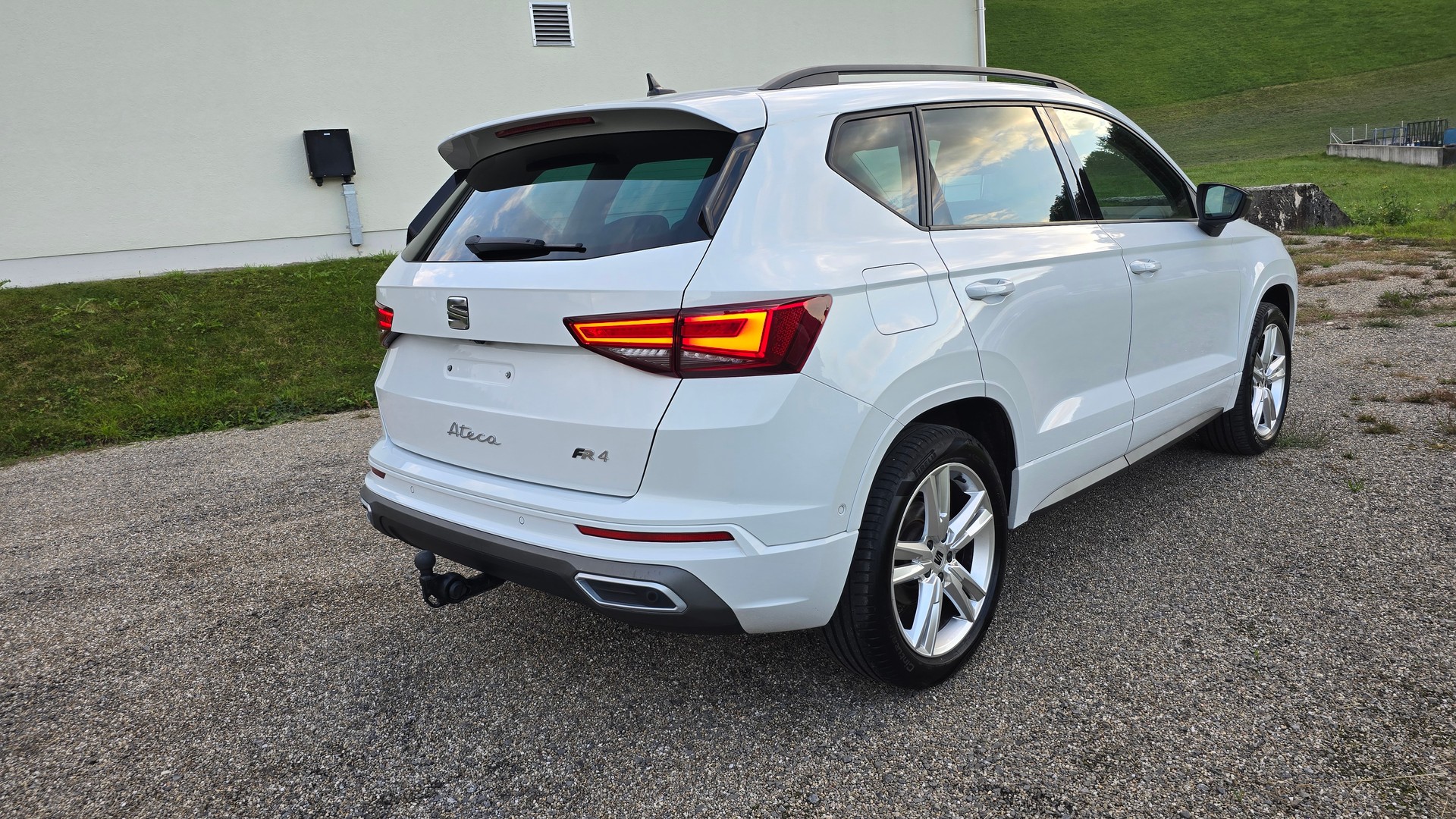 SEAT 2.0 TSI FR 4Drive DSG-image-7