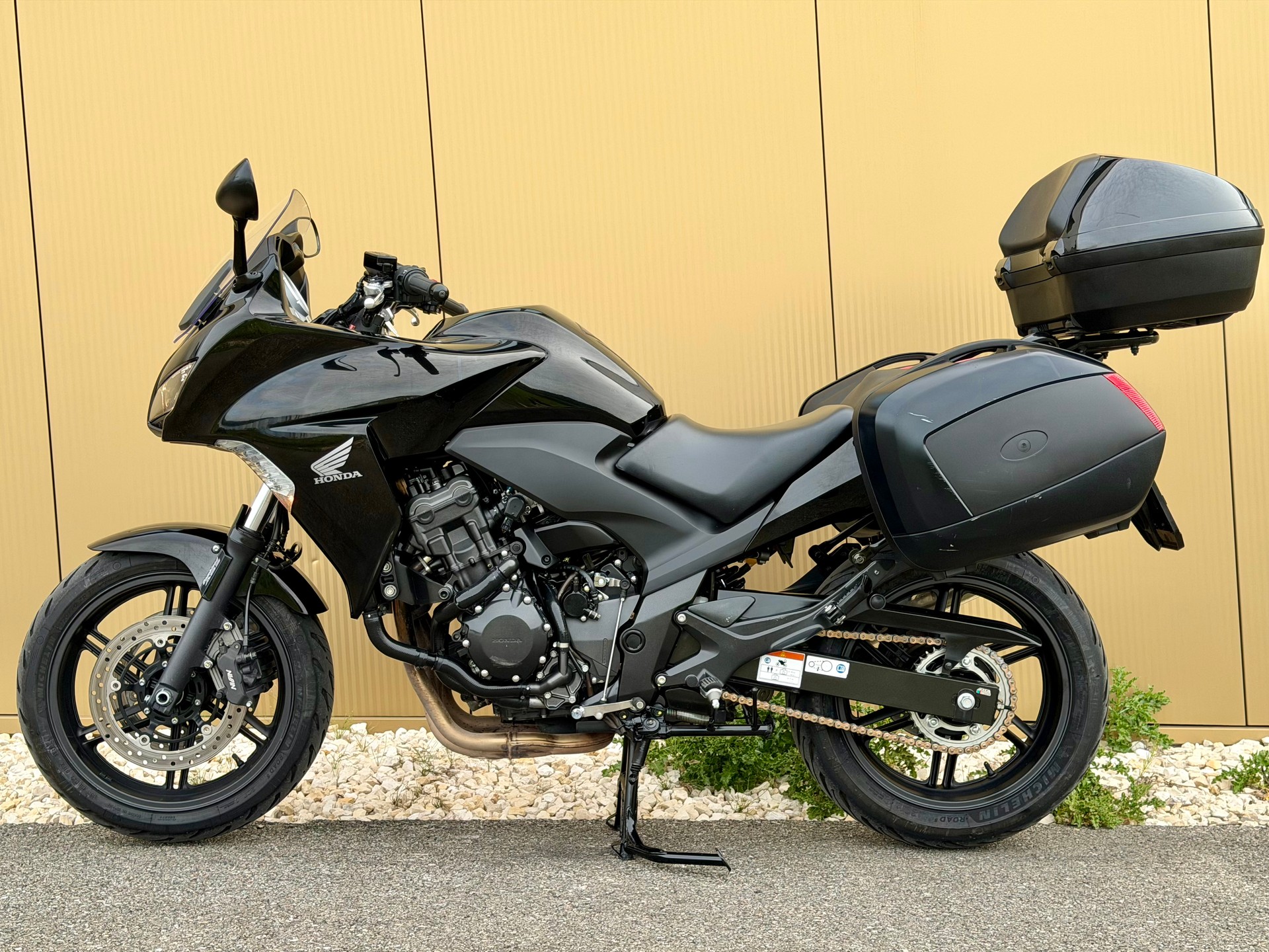 HONDA CBF 1000 F ABS-image-10