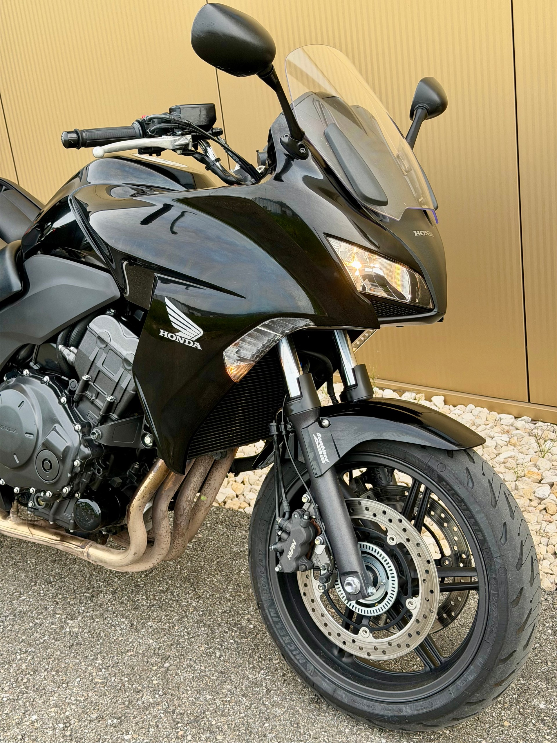 HONDA CBF 1000 F ABS-image-1