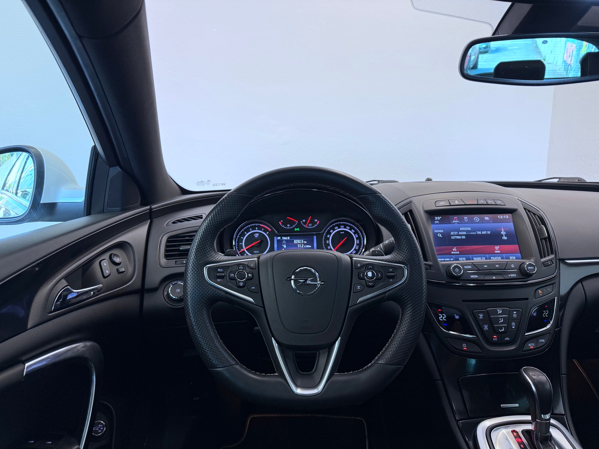 OPEL Insignia Sports Tourer 2.8 Turbo OPC 4WD Automatic-image-15