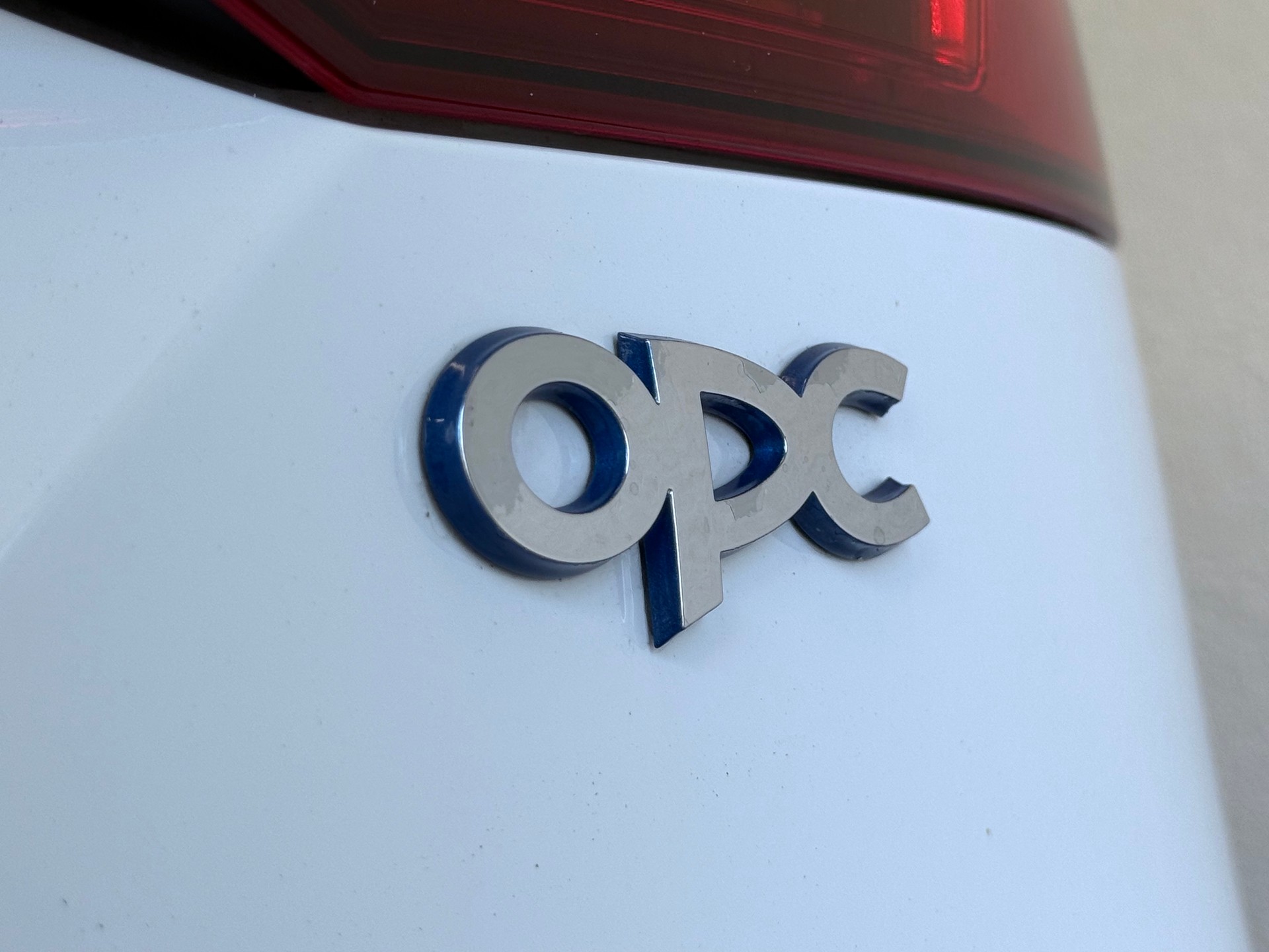 OPEL Insignia Sports Tourer 2.8 Turbo OPC 4WD Automatic-image-13