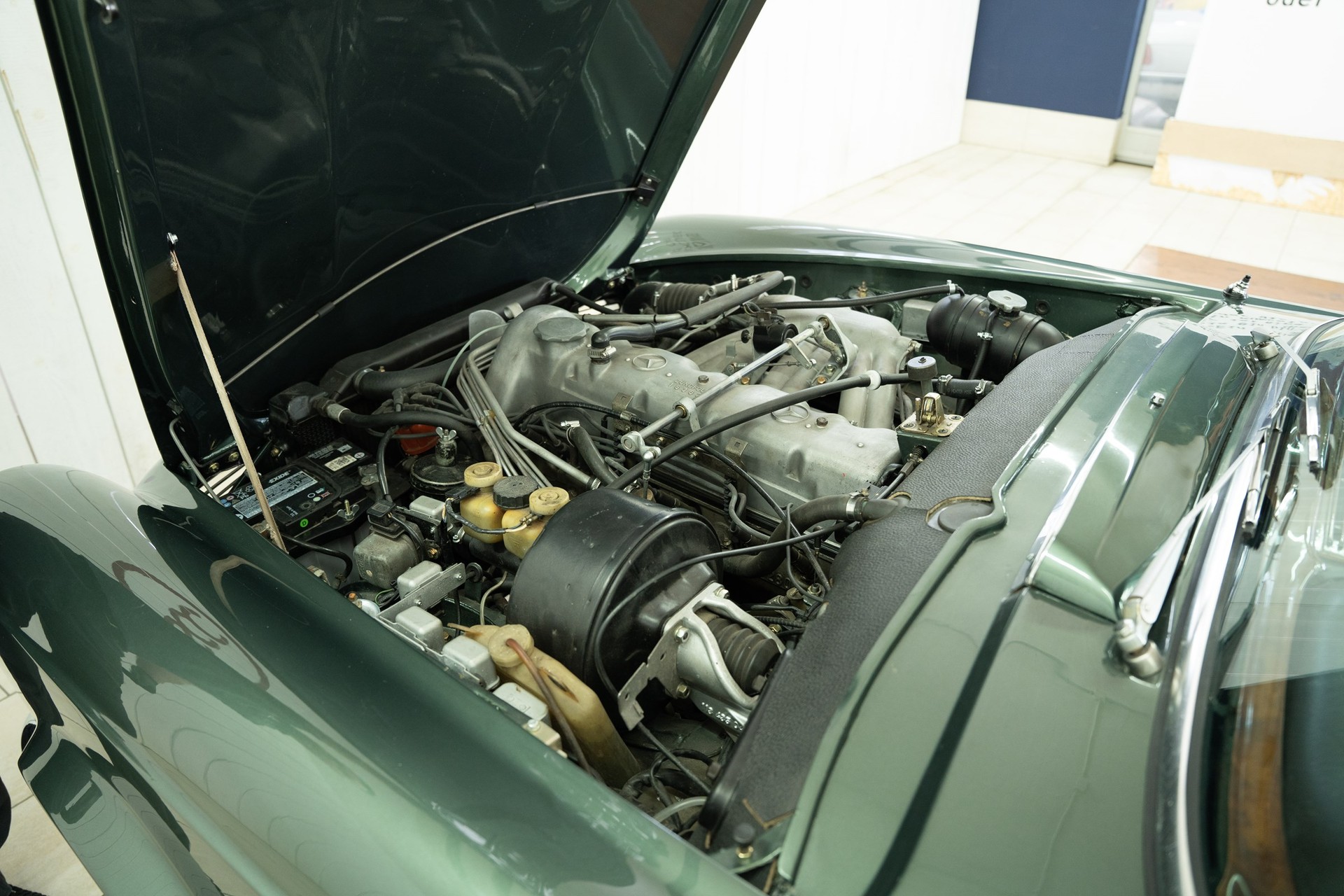 MERCEDES-BENZ 280 SL-image-15