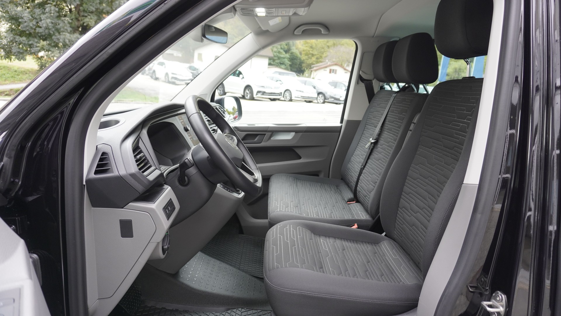 VW T6.1 Caravelle 2.0 TDI 4Motion DSG-showroom-element-3