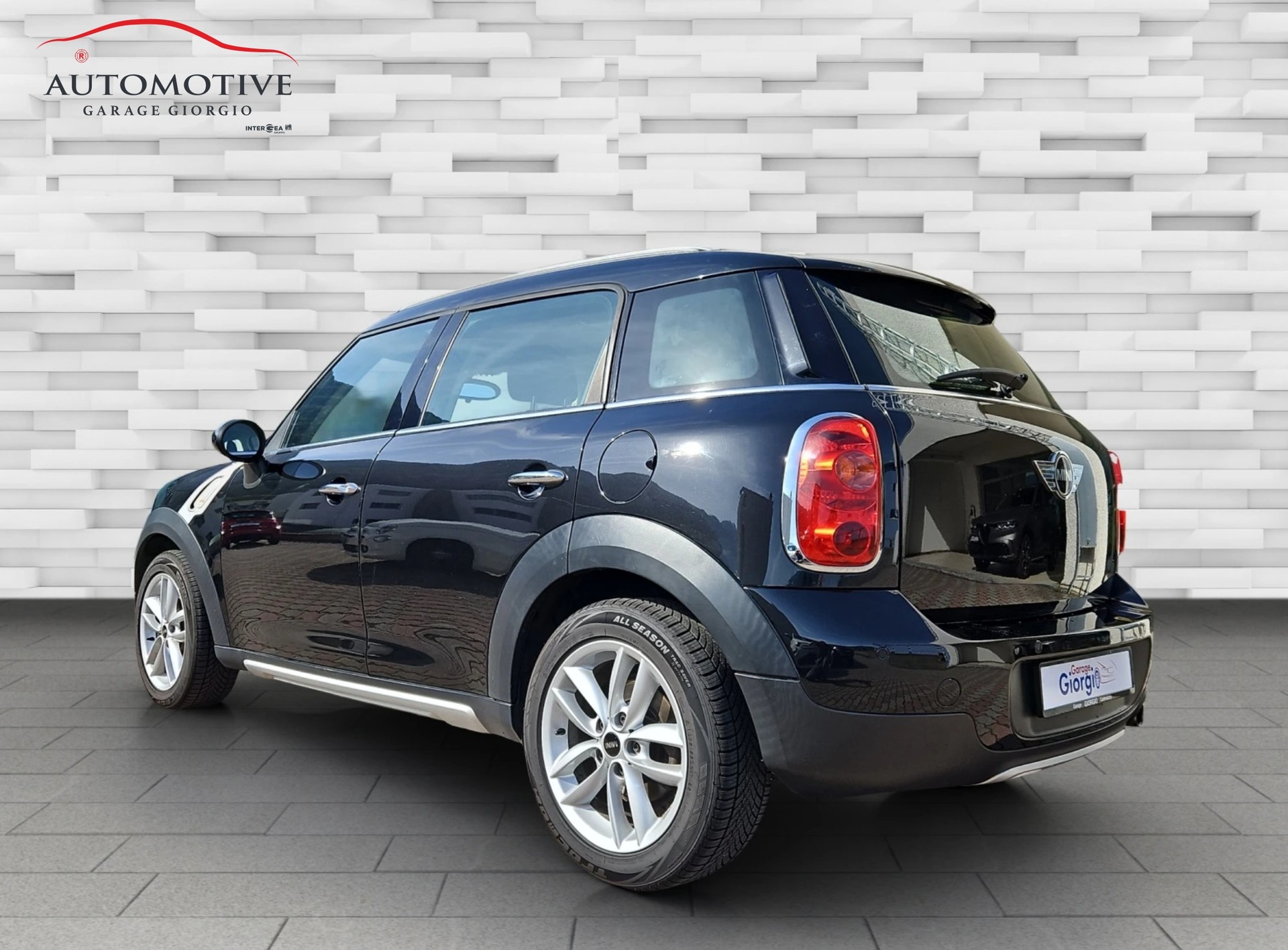 MINI Mini Countryman Cooper ALL4 Steptronic-image-4