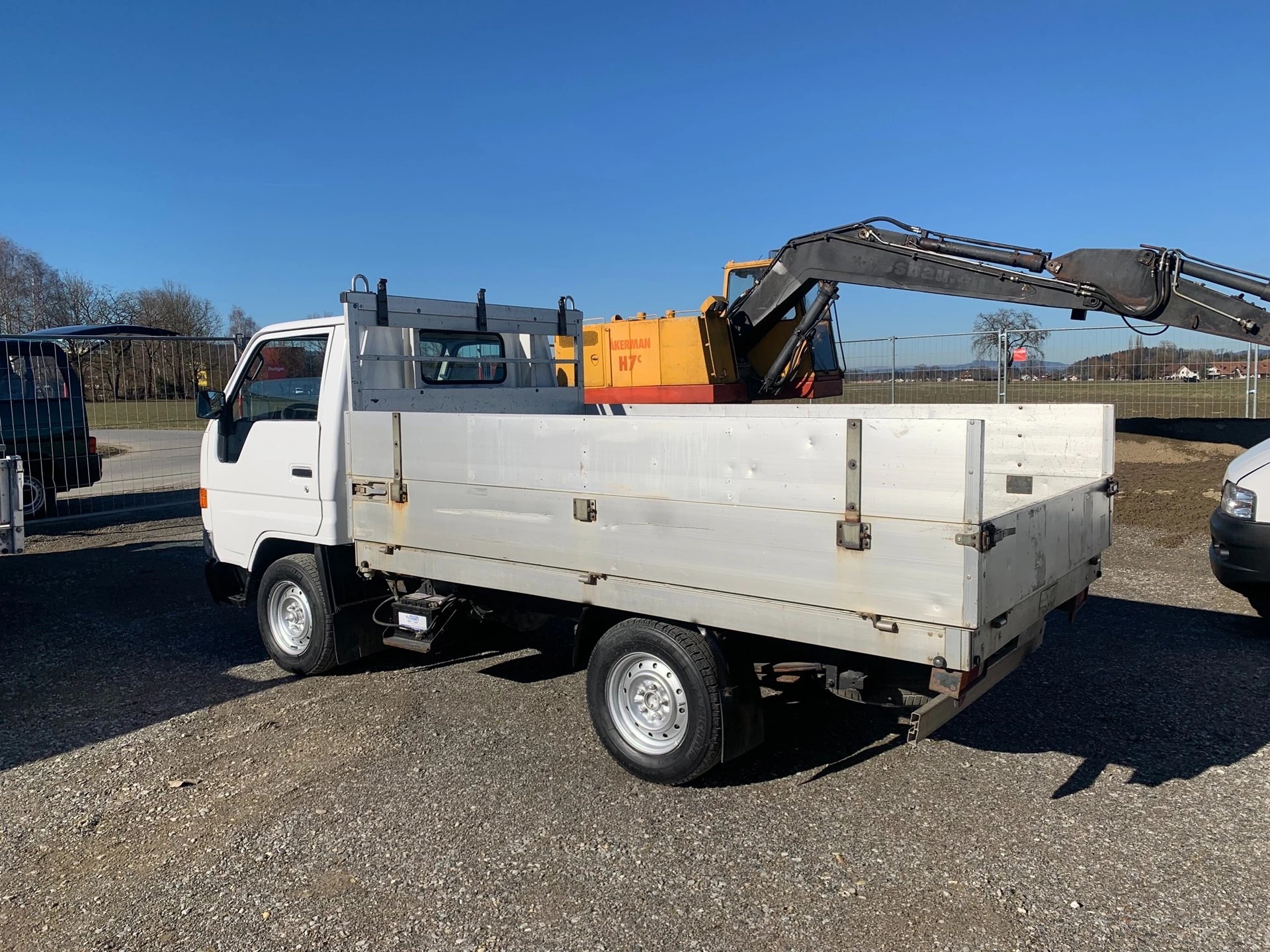 TOYOTA DYNA 100 2.4 D-showroom-element-2