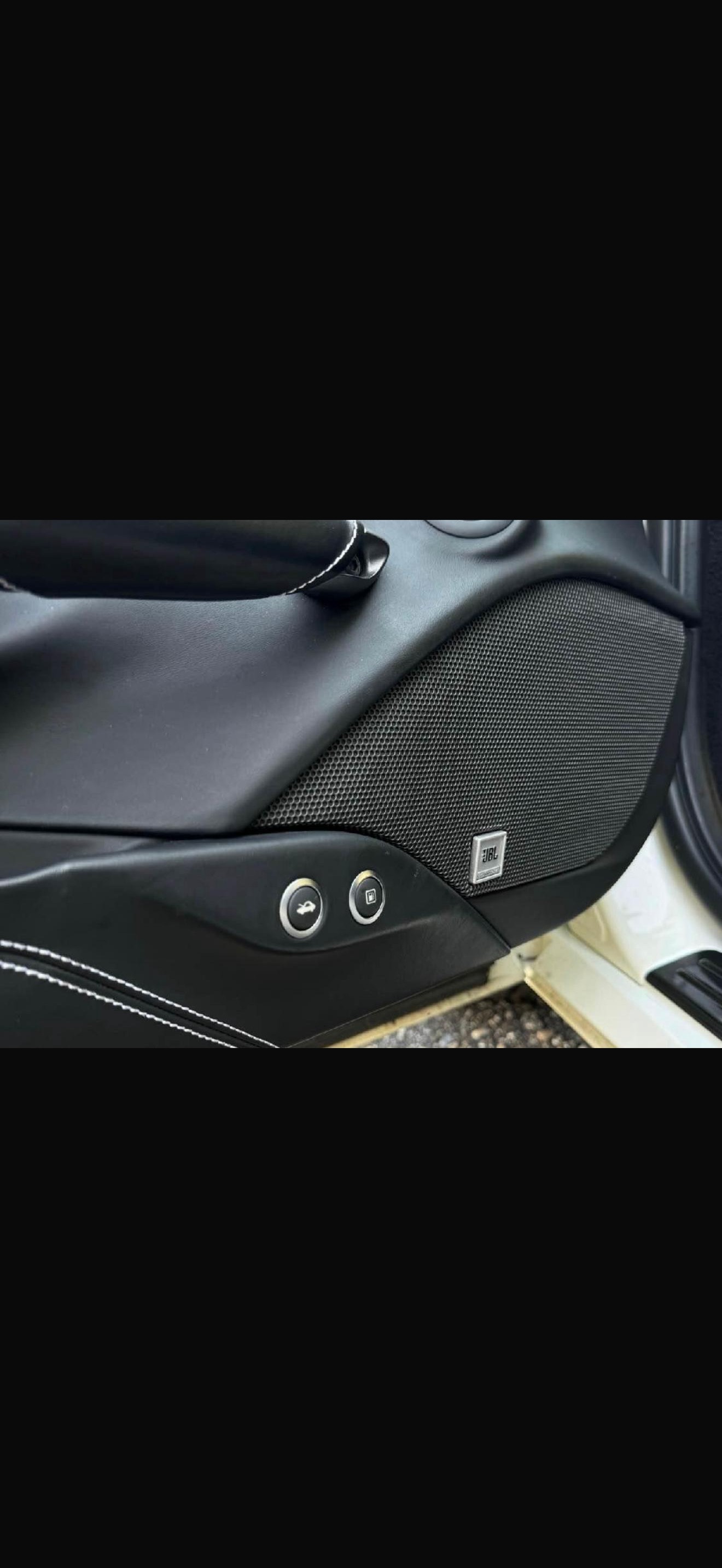 FERRARI 488 GTB 3.9 V8-image-6