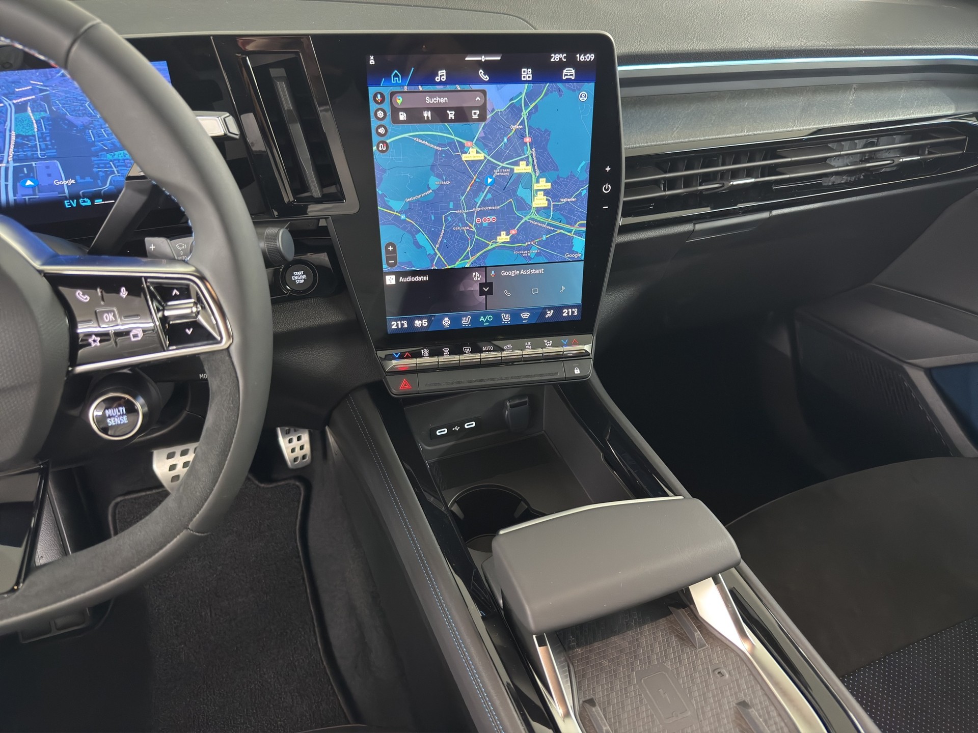 RENAULT Esprit Alpine full hybrid E-Tech 200-image-9