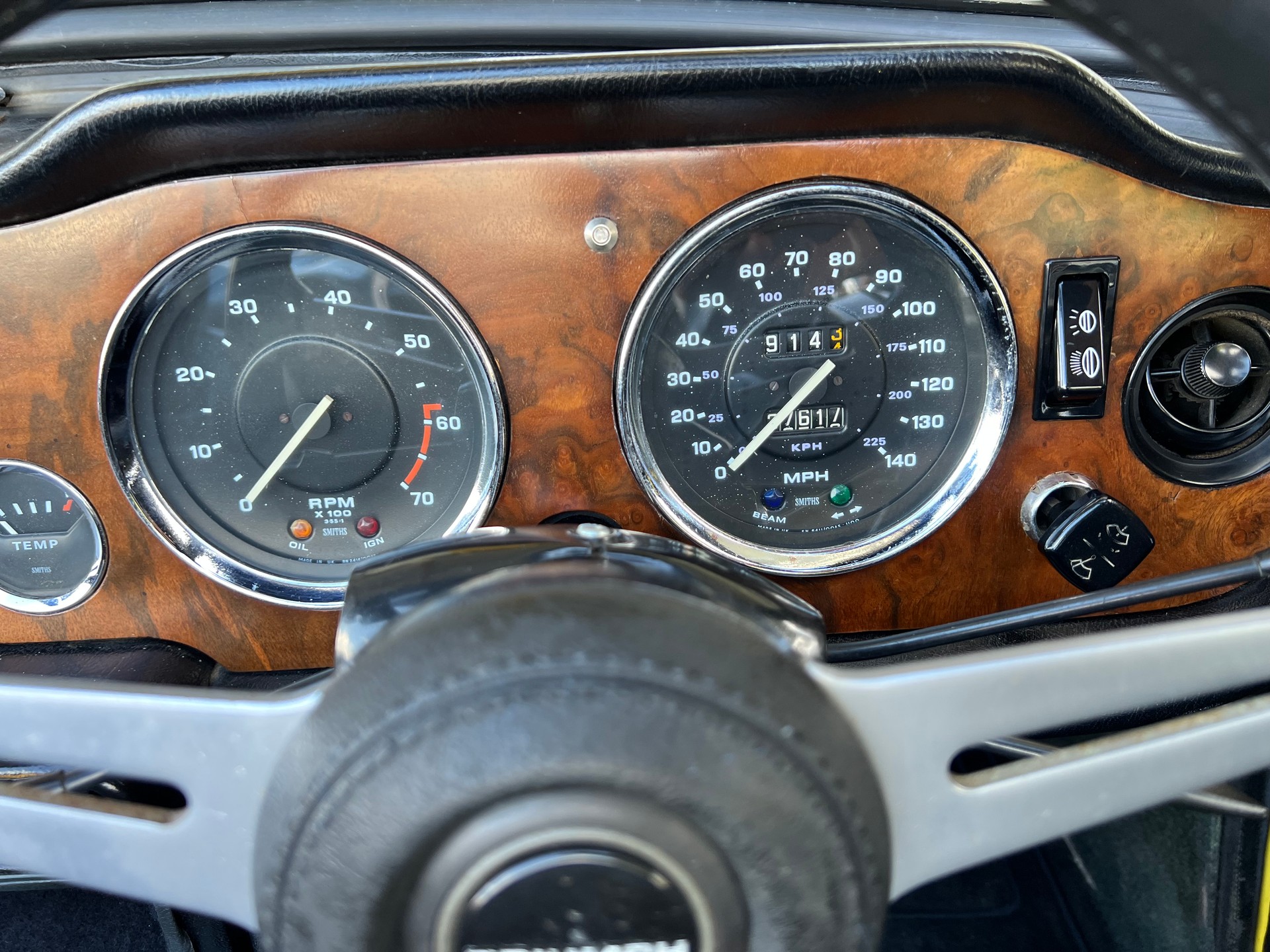 TRIUMPH TR6 PI-image-16