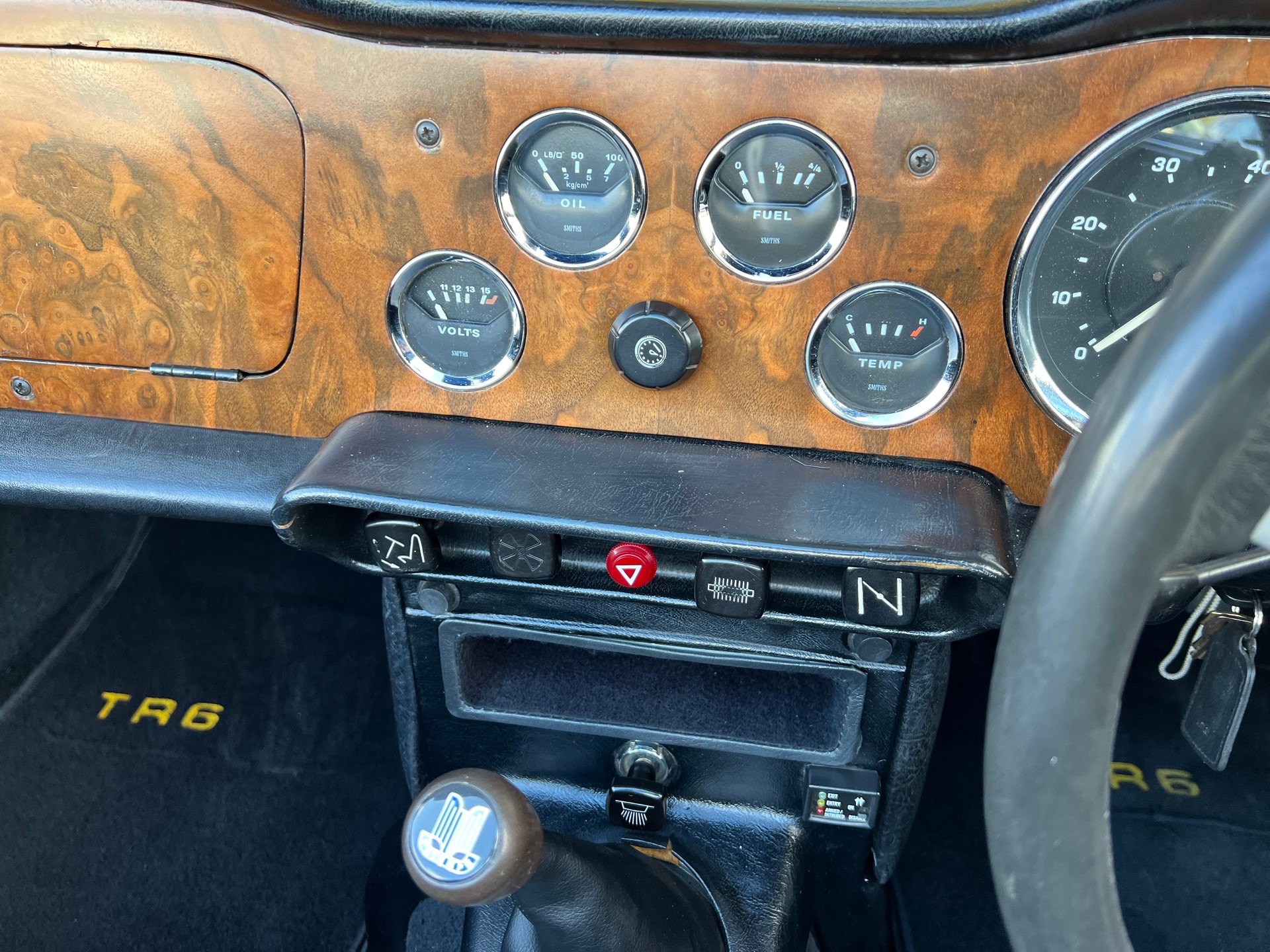 TRIUMPH TR6 PI-image-19