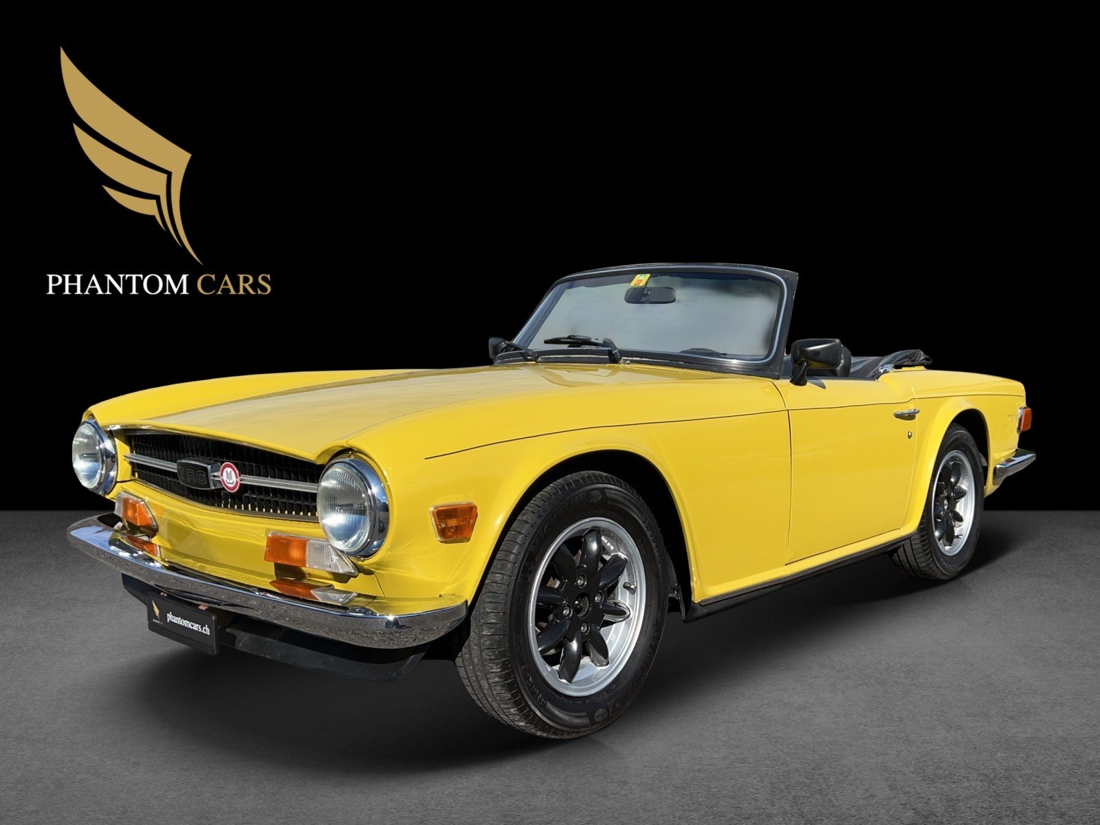TRIUMPH TR6 PI-showroom-element-3